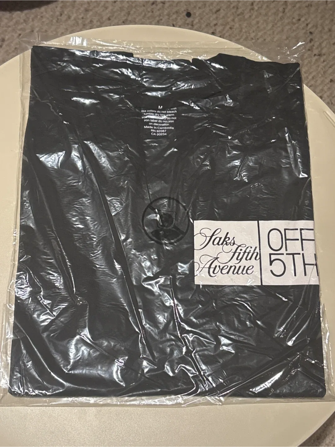New Saks Fifth Avenue Black T-Shirt - Size M