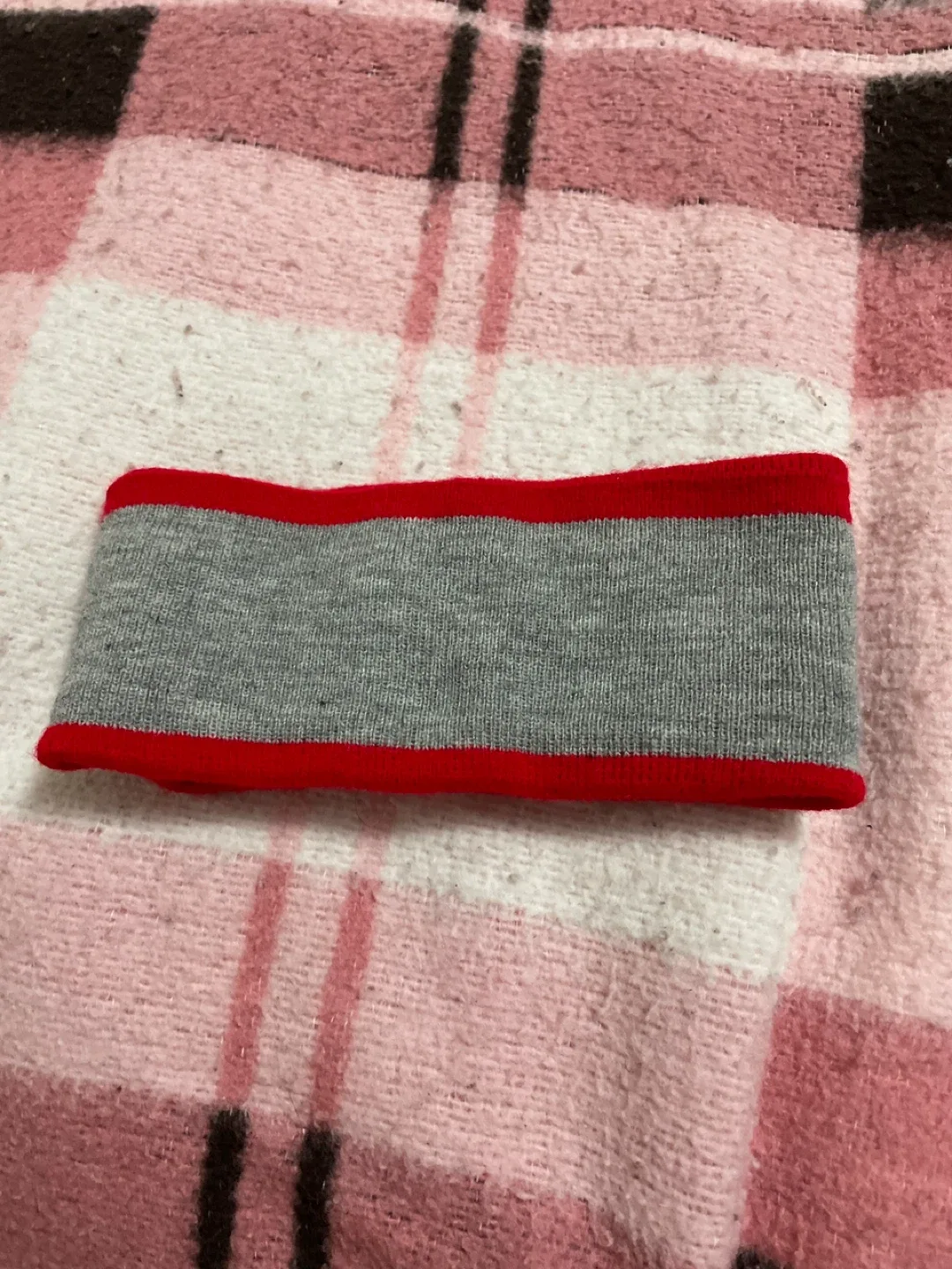 Red Fleece scarf with headband like new image indicator(2)