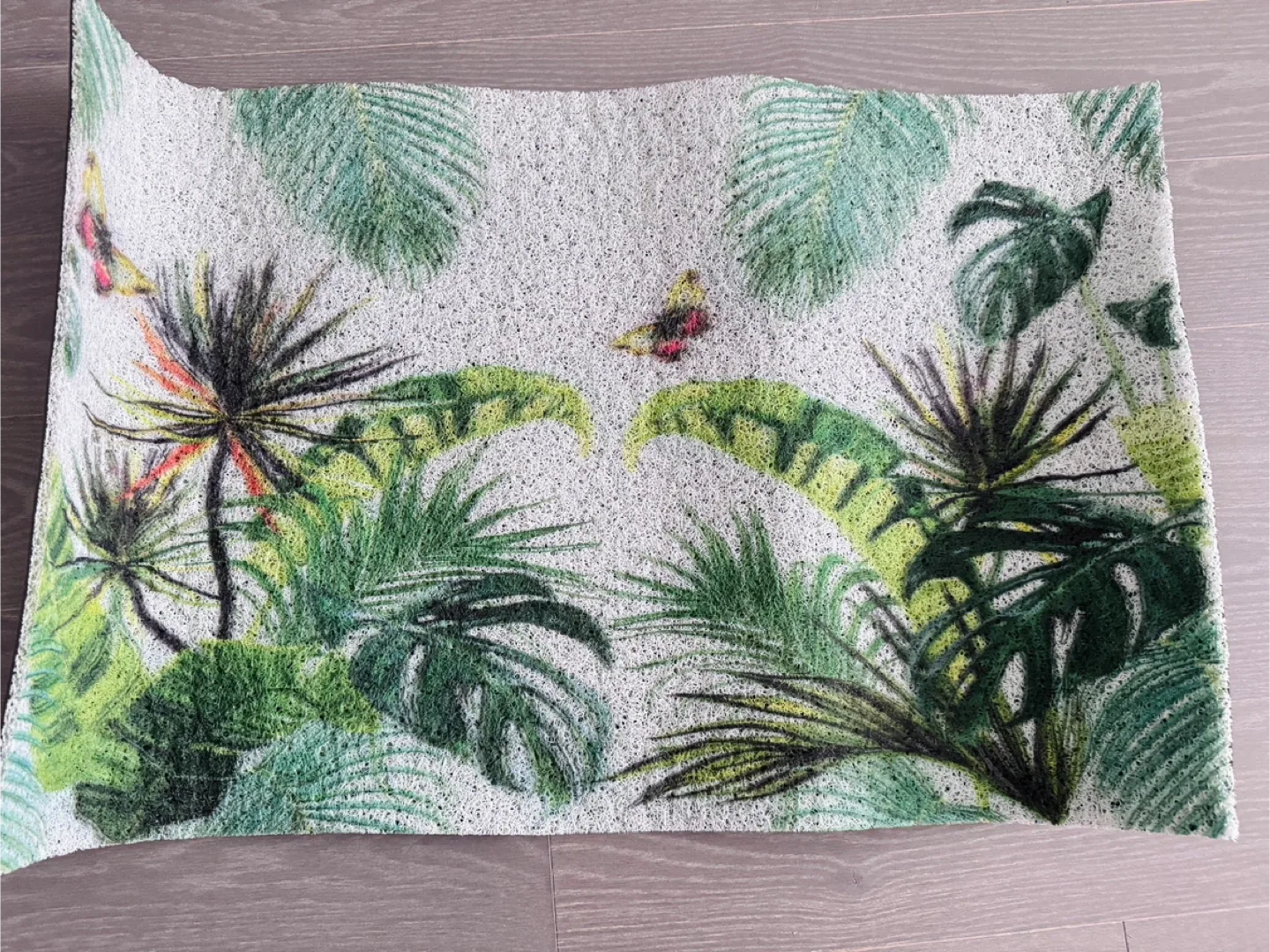 Assorted Decorative Floor Mats/ Rugs image indicator(2)