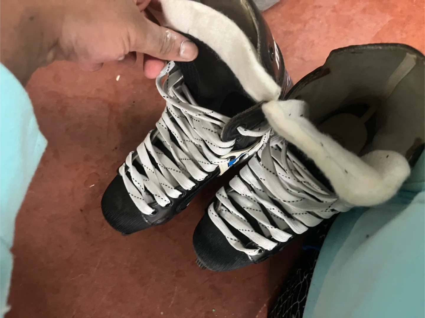 Magnum Torquer 302 Ice Skates - Size 7 image indicator(6)