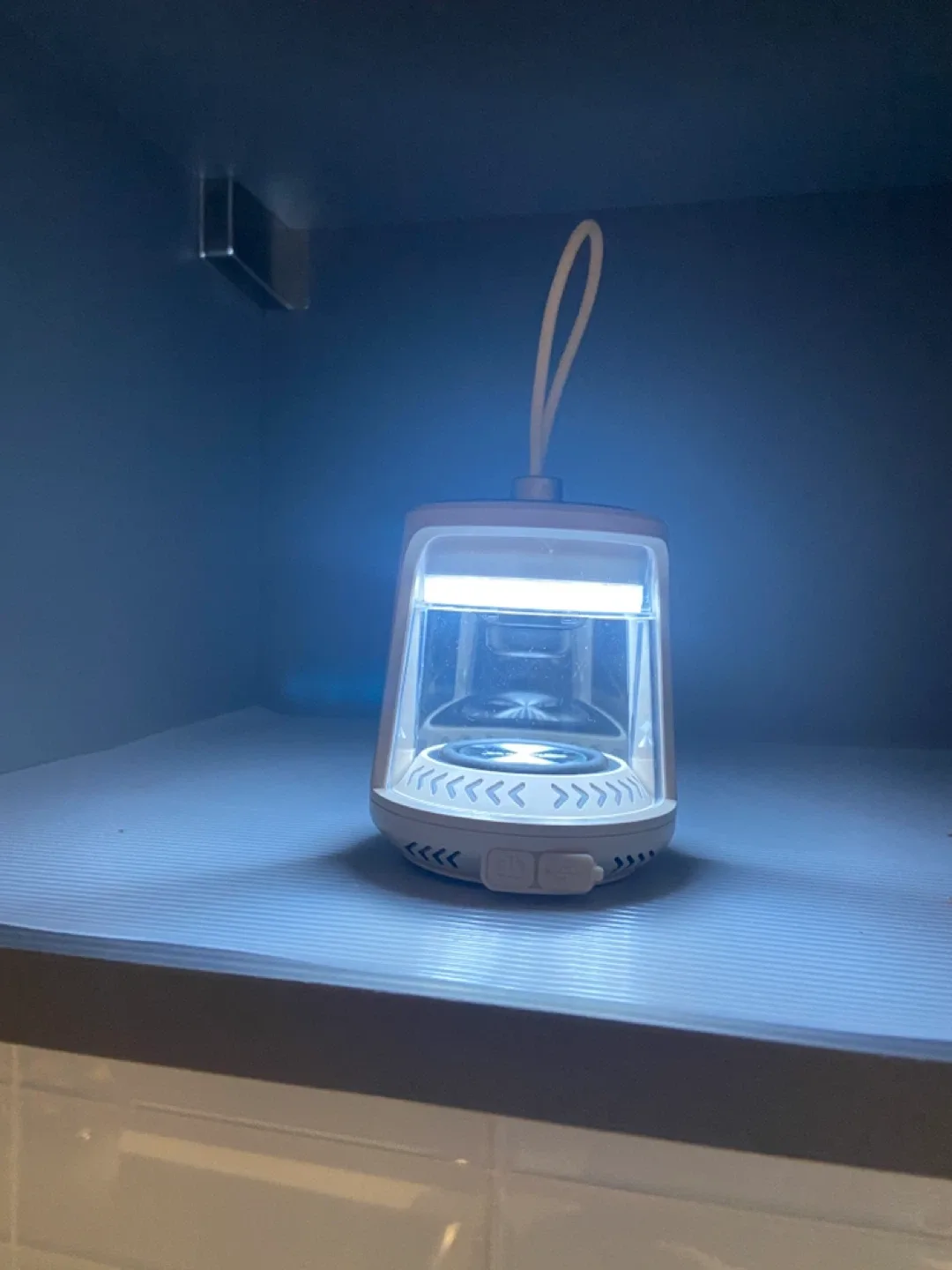 Bluetooth speaker & Night Light image indicator(2)