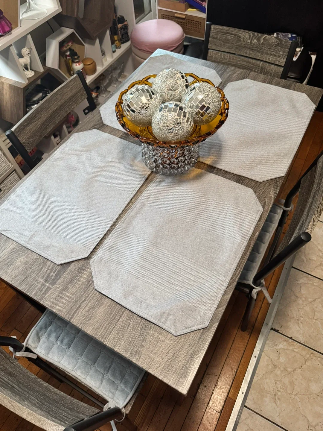 Dining Table with 4 Chairs - Gray Wood image indicator(6)