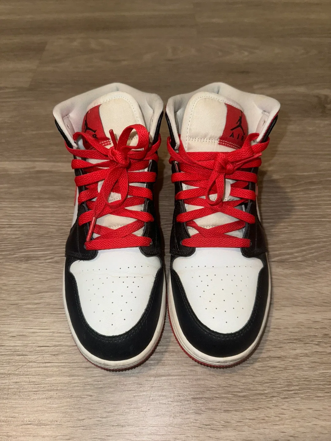 Air Jordan 1 Mid - Black/Red/White - Size 5Y