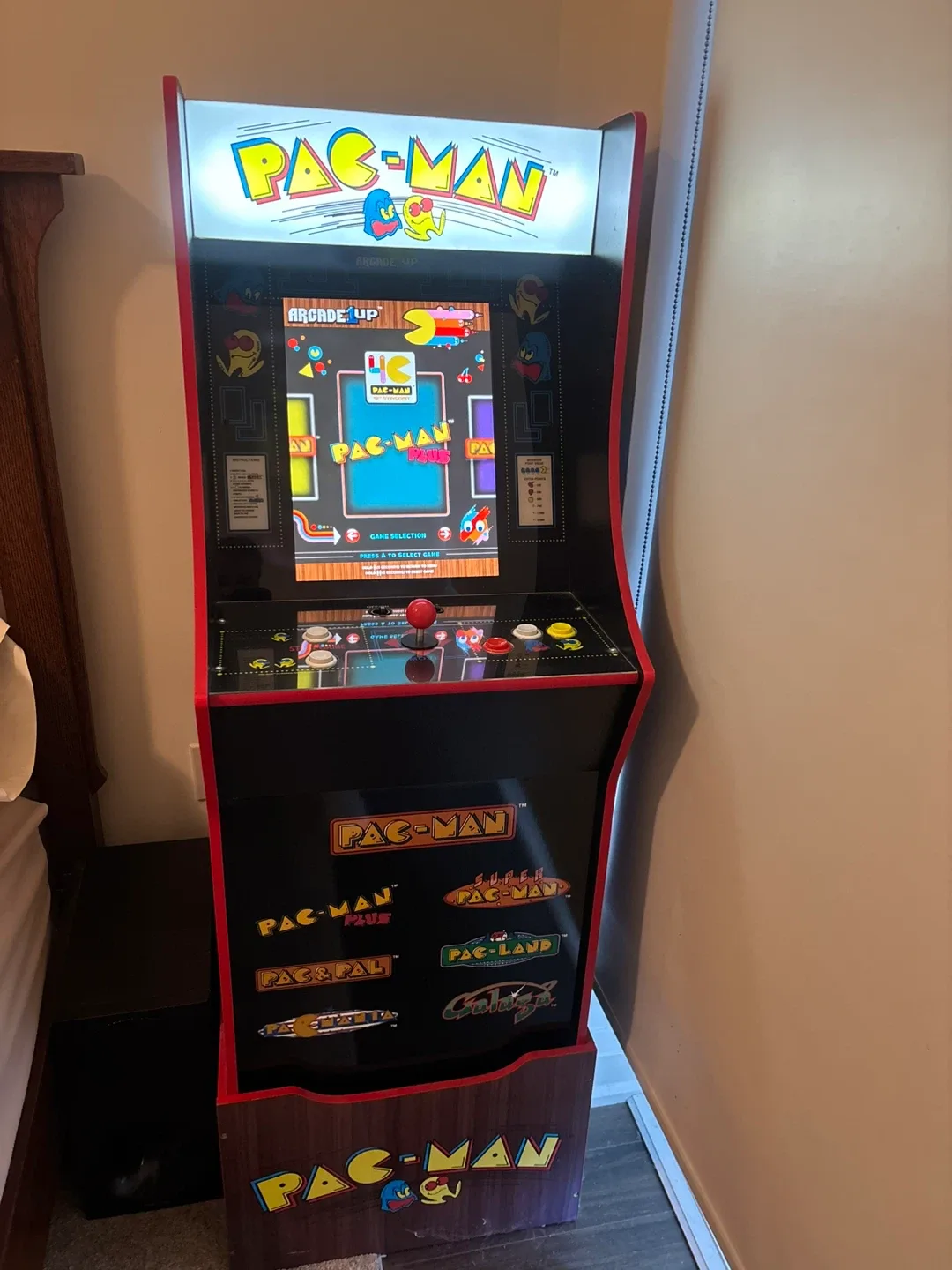 Arcade Pac-Man Arcade Machine image indicator(3)