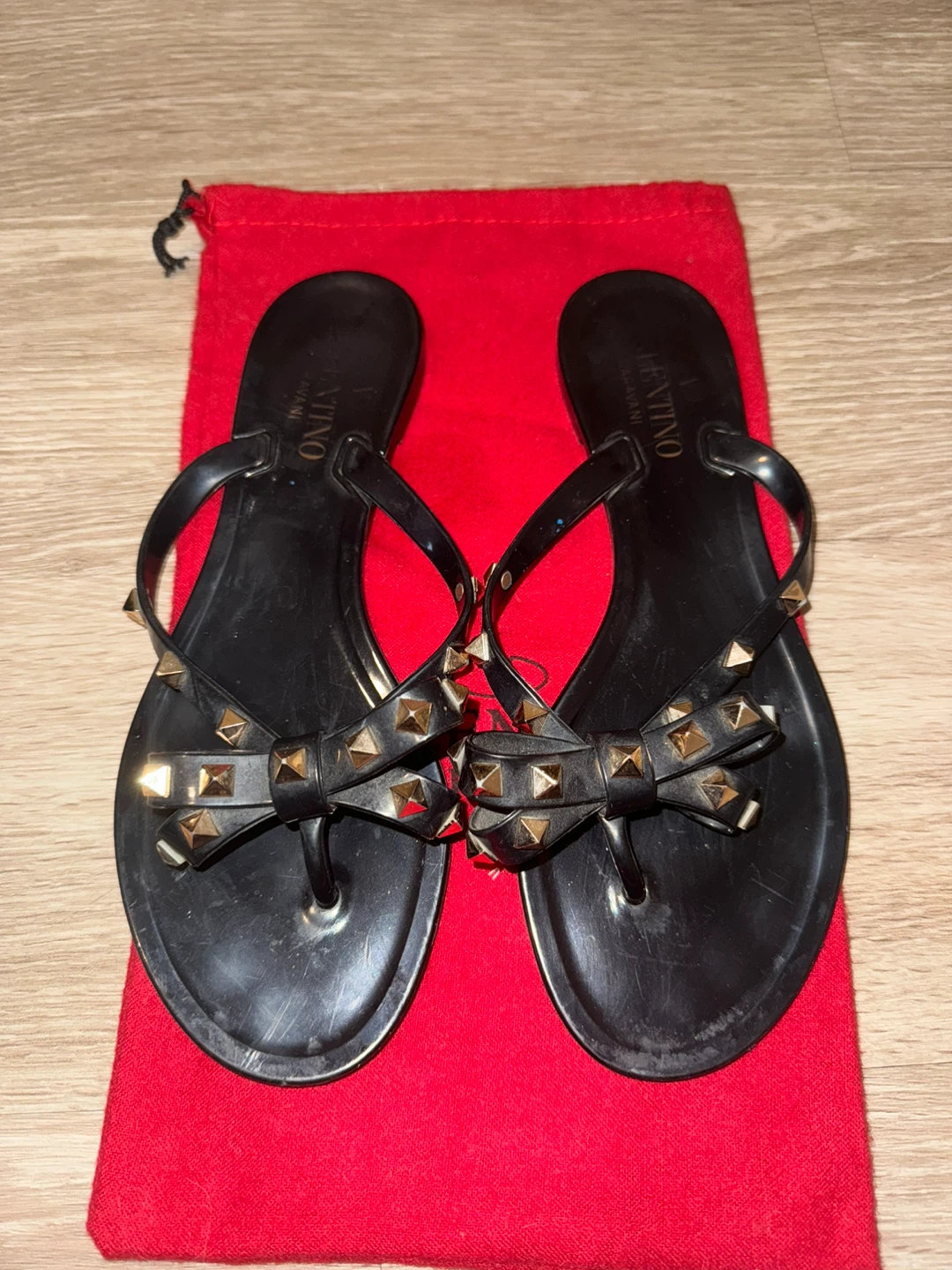 Black Jelly Thong Sandals