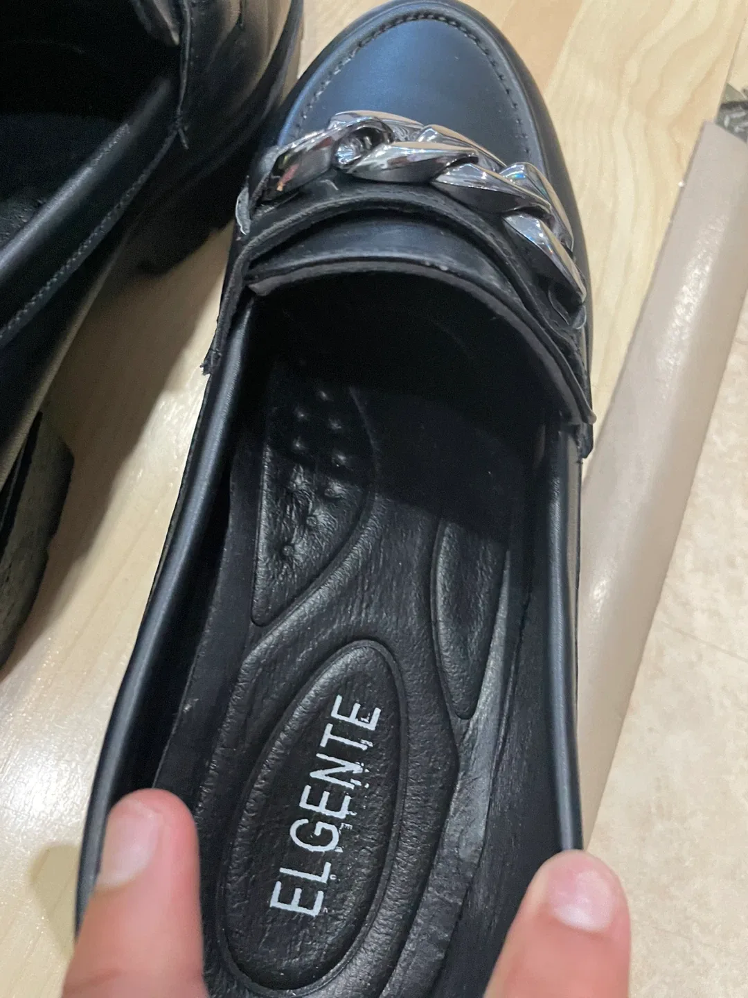 El GENTE Black Chain Loafers - Size 10 image indicator(2)