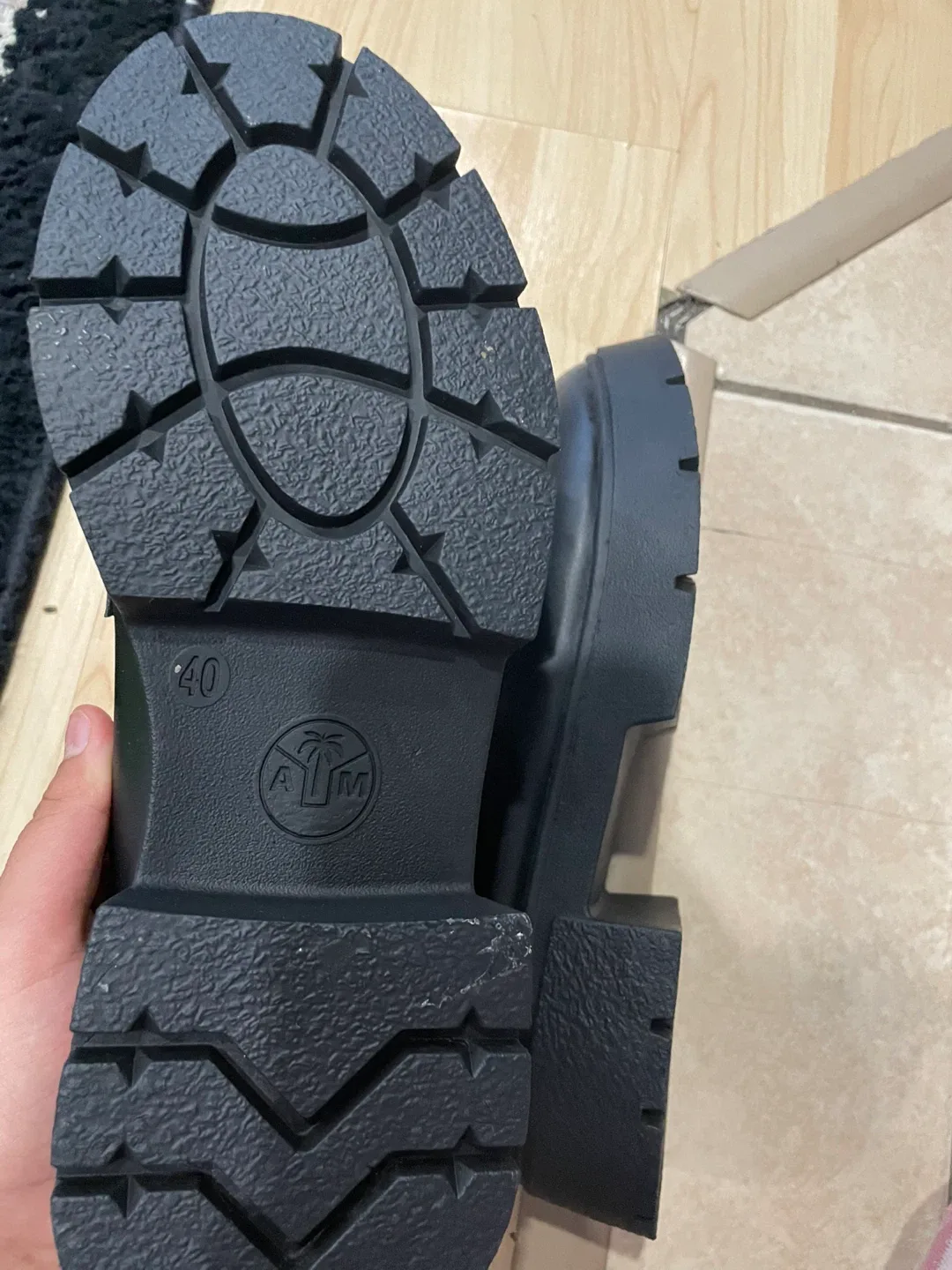 El GENTE Black Chain Loafers - Size 10 image indicator(4)