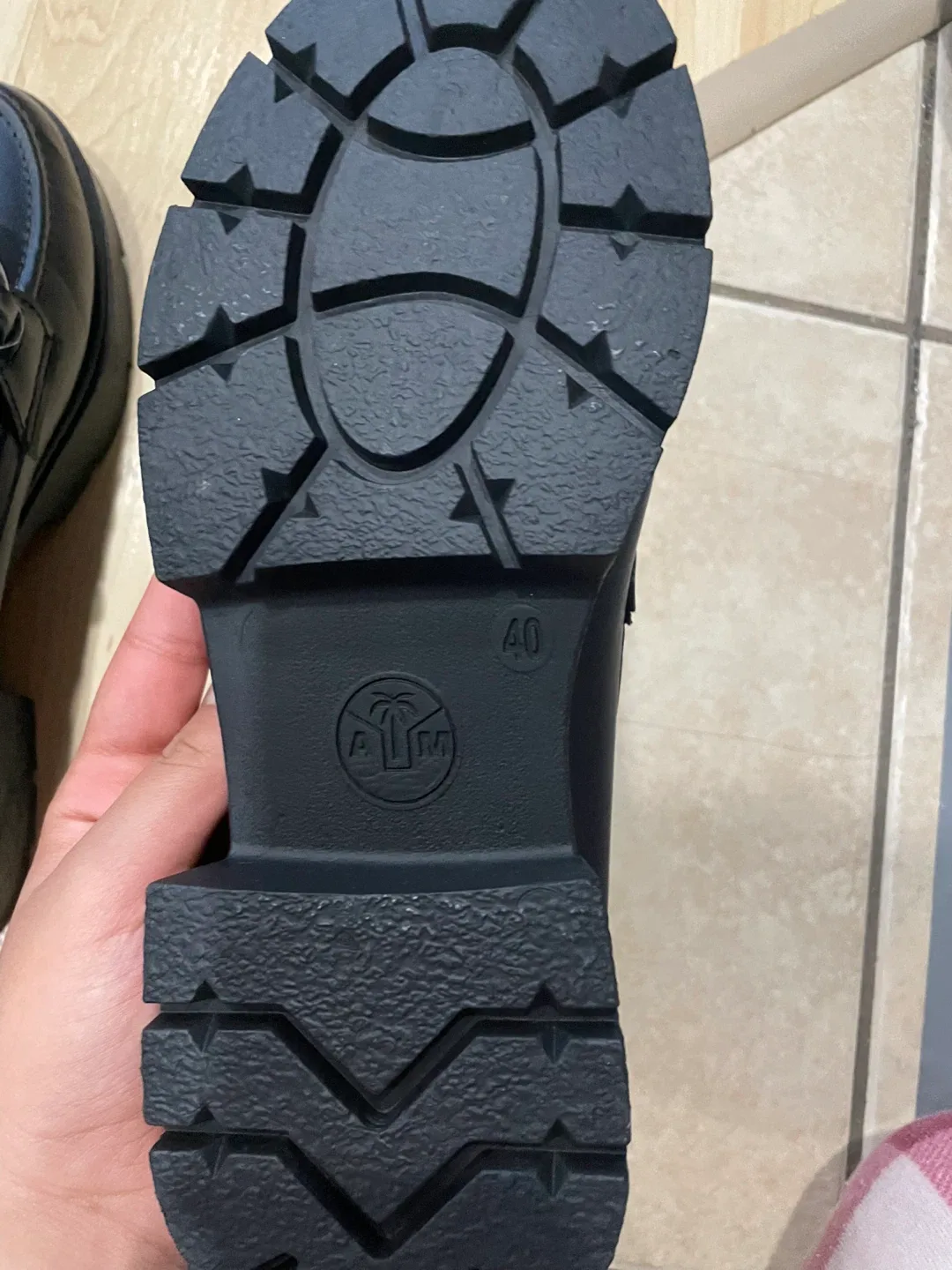 El GENTE Black Chain Loafers - Size 10 image indicator(3)