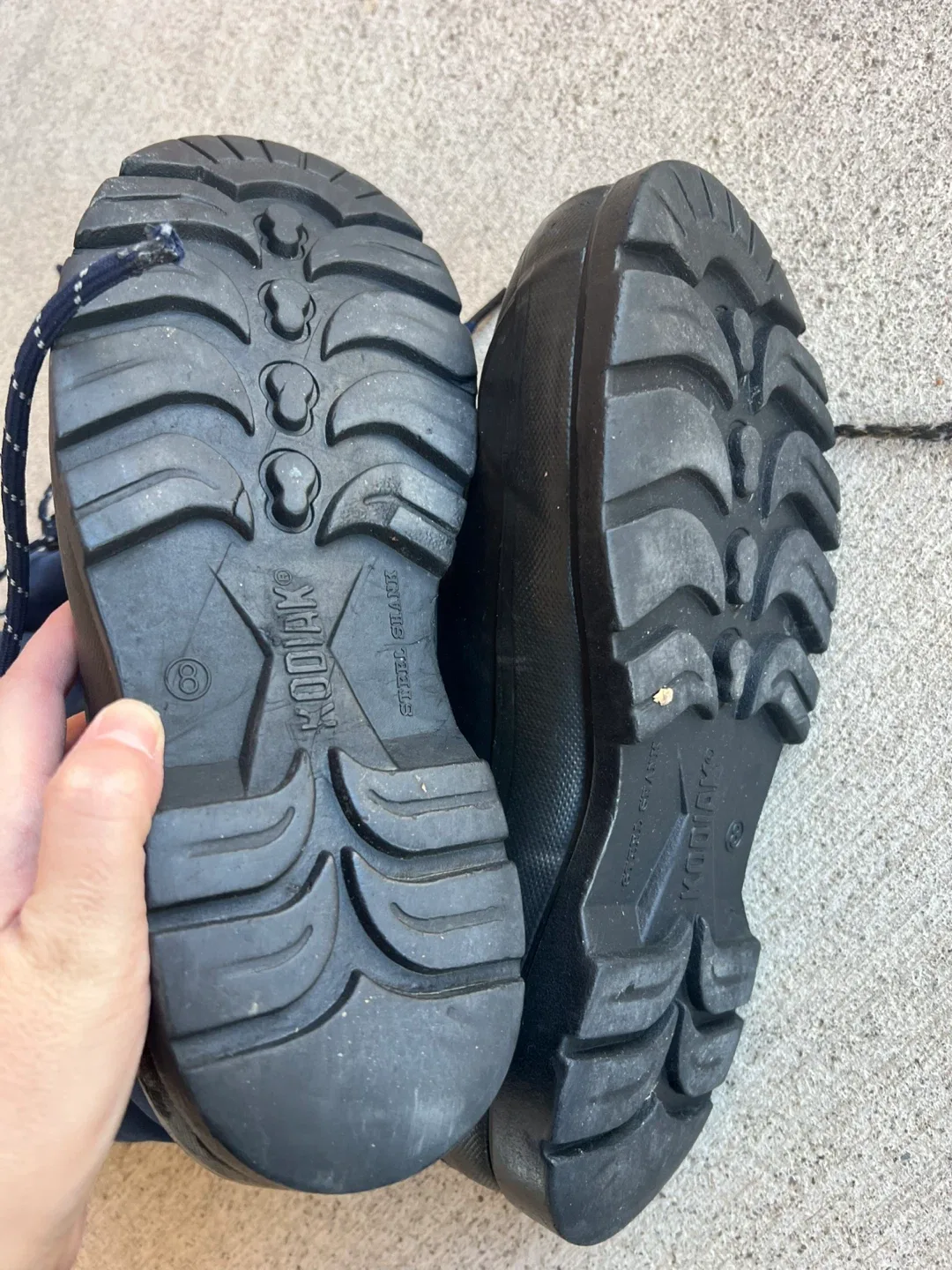 Mens Kodiak Winter Boots Size 8 image indicator(4)