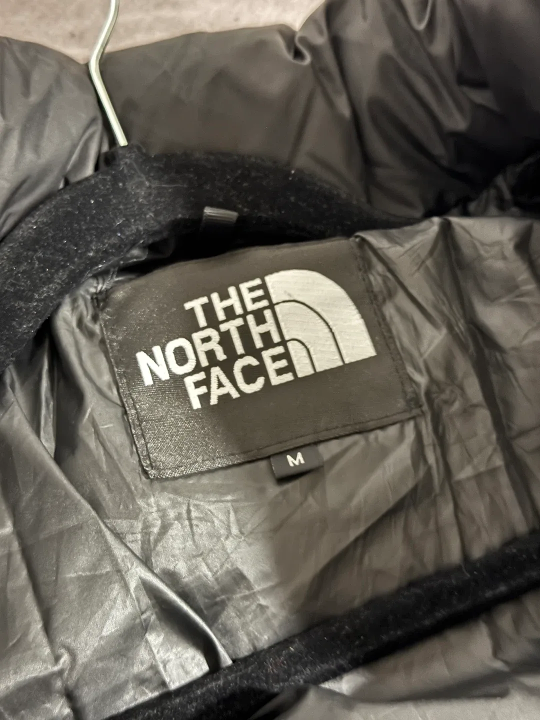 The North Face Puffer Jacket, Size M image indicator(2)