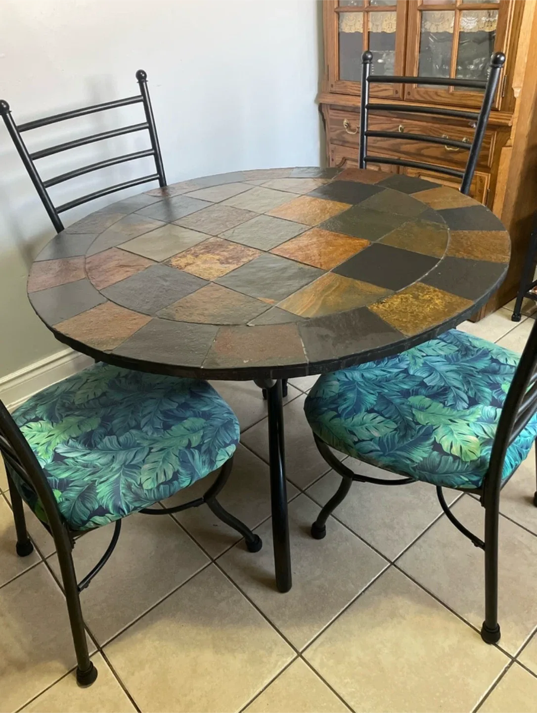 Round Slate Tile Table with 4 Chairs image indicator(2)