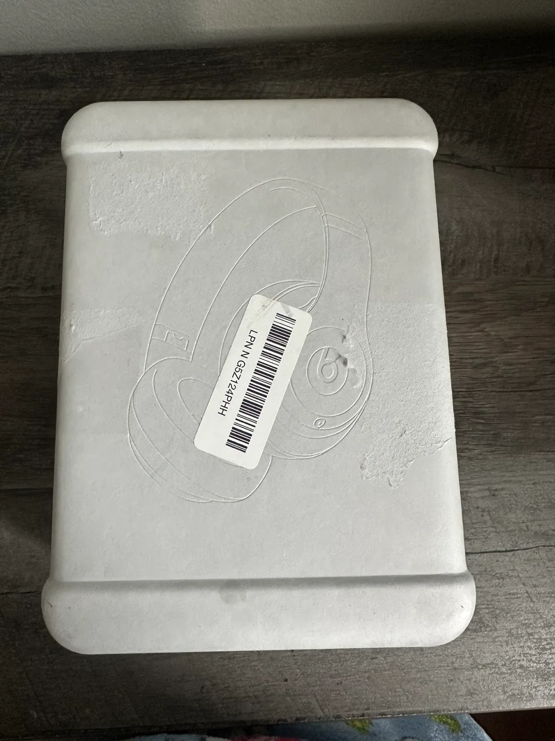 Beats Studio Pro - Sandstone image indicator(8)