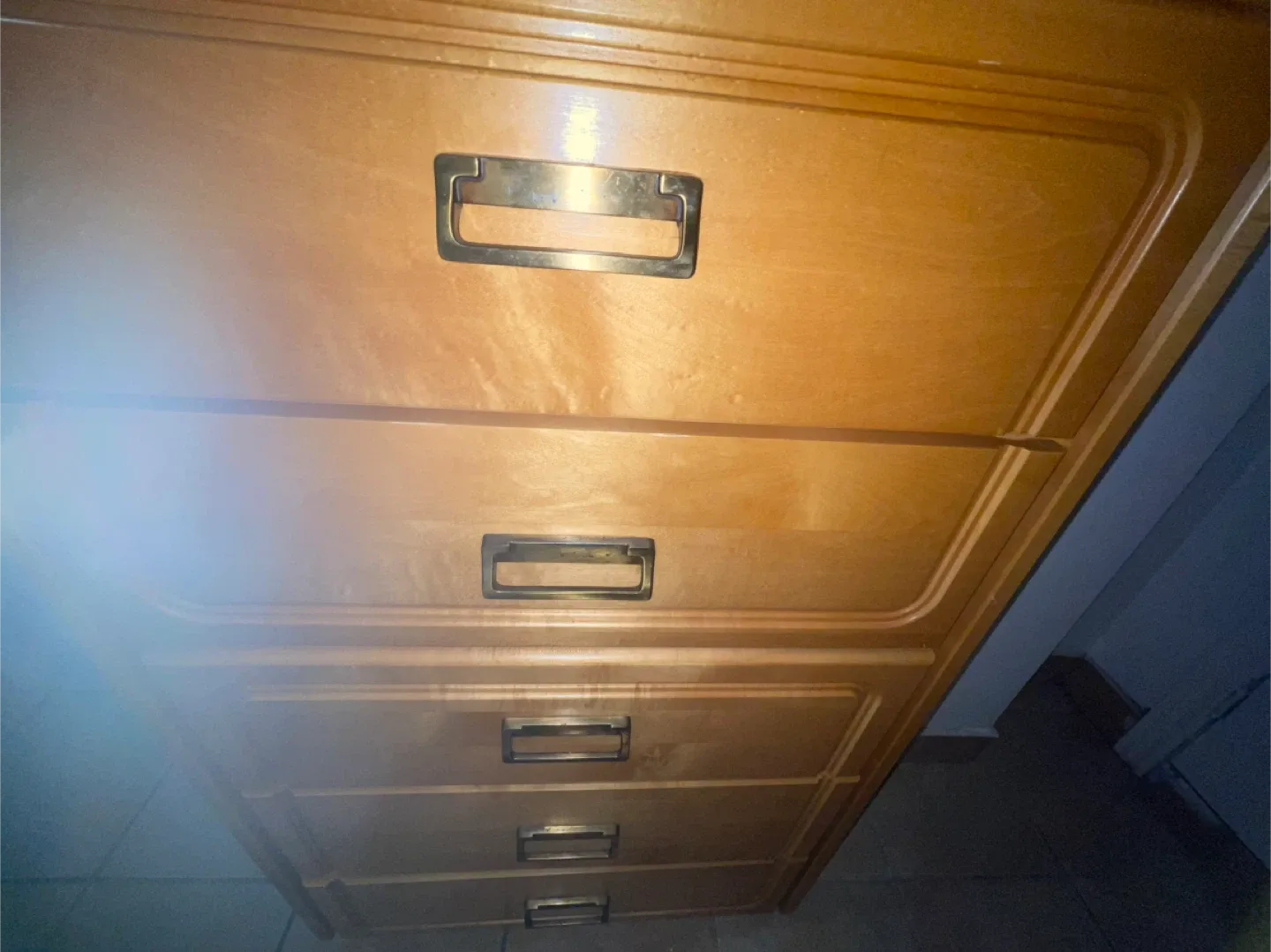 Wooden Dresser with Mirror image indicator(2)