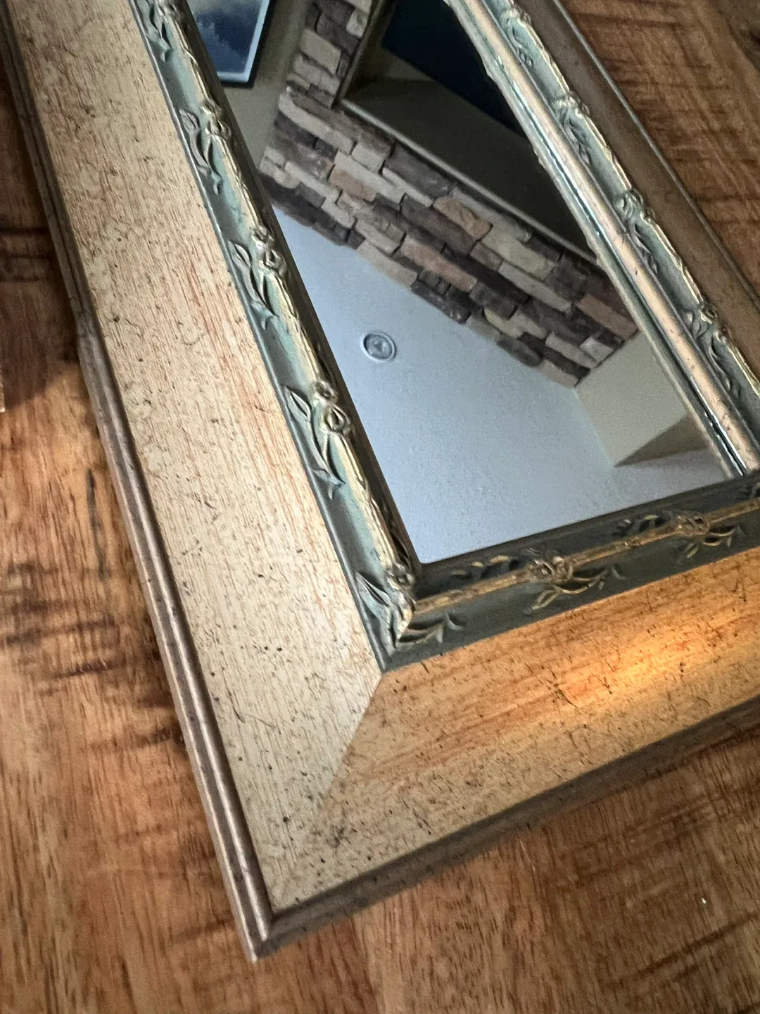 Vintage Framed Decorative Mirrors image indicator(6)