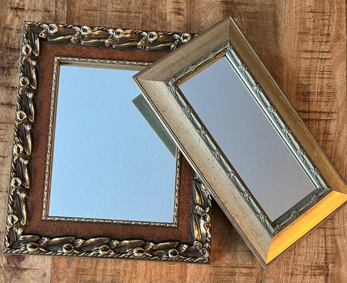 Vintage Framed Decorative Mirrors image indicator(9)
