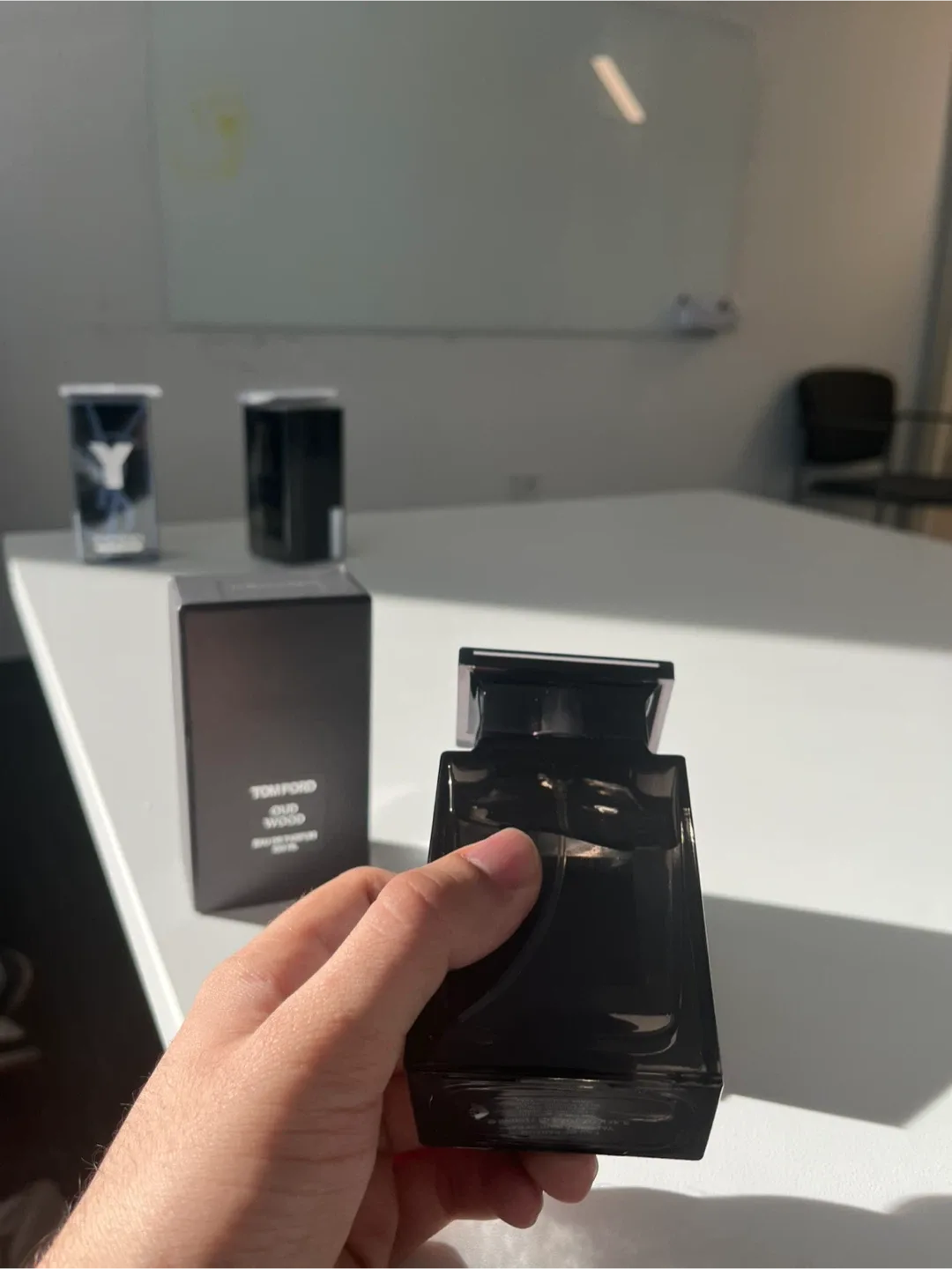 Tom Ford Oud Wood Eau de Parfum 100ml image indicator(4)