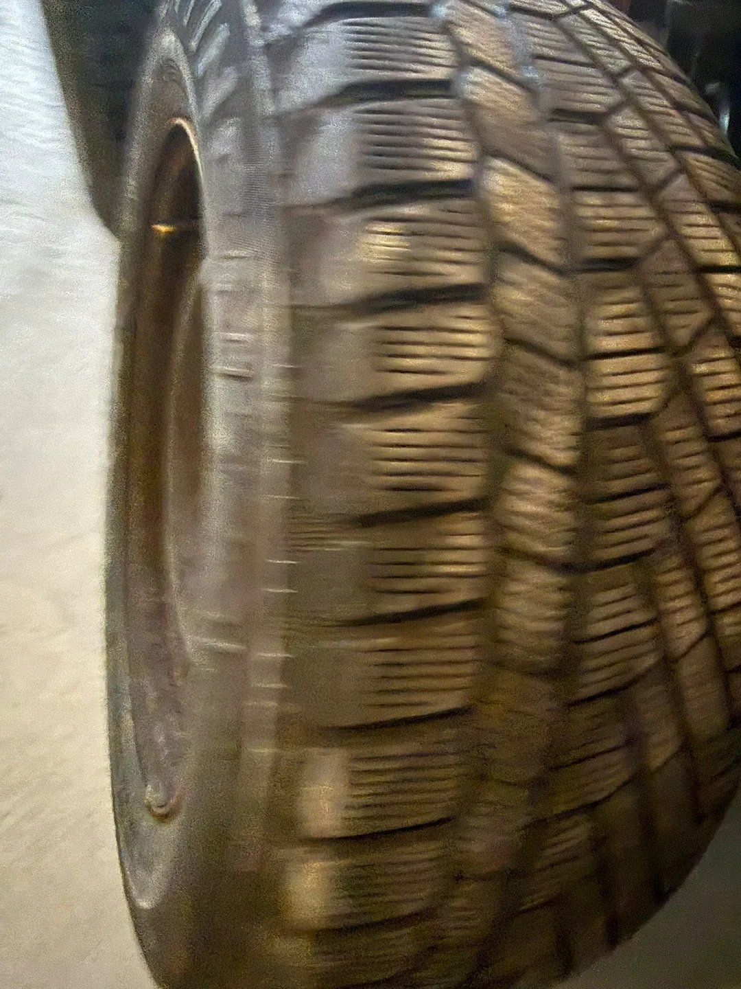 Continental WinterContact Tire on Rim image indicator(7)