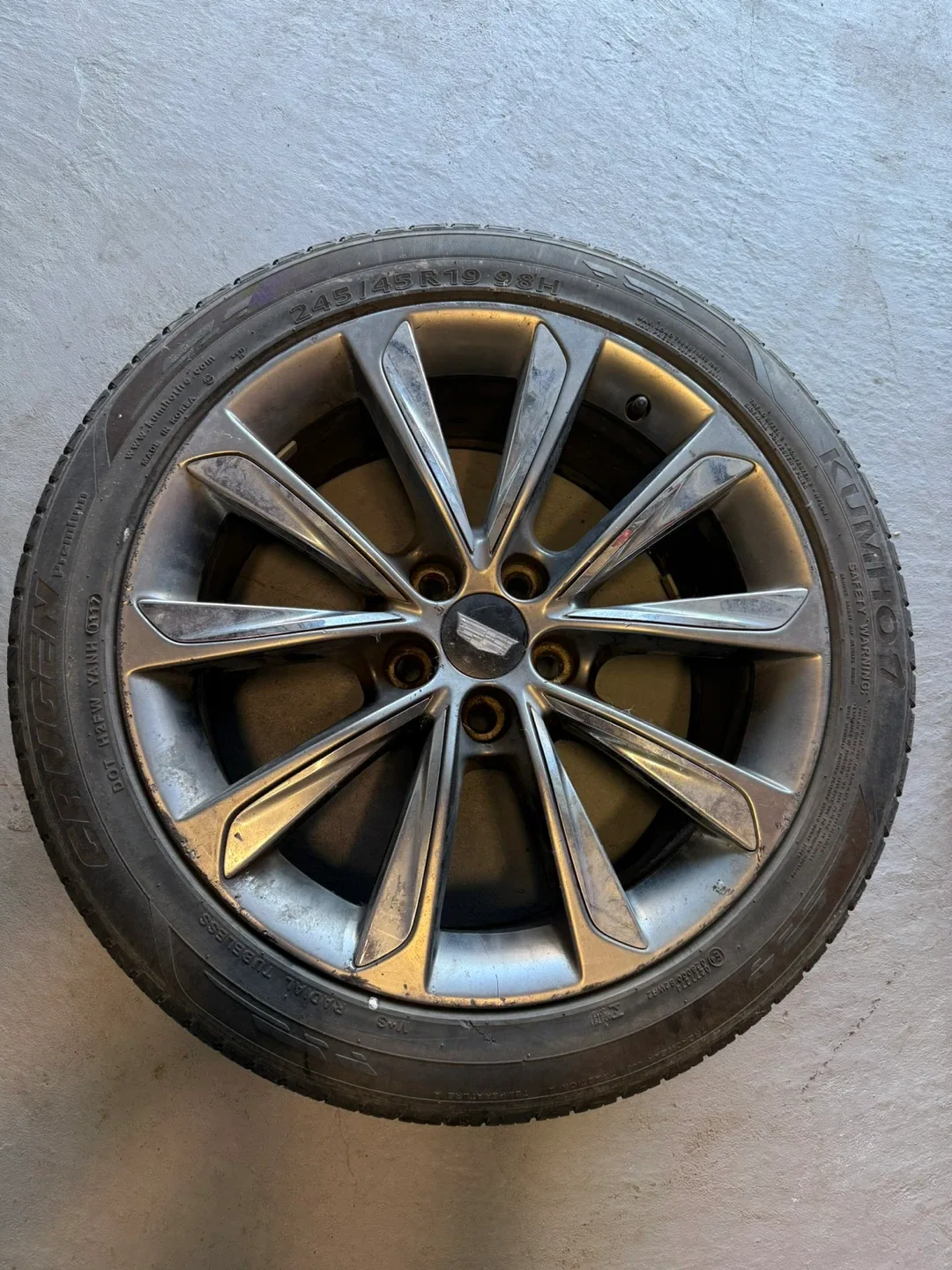 Kumho Tire on Cadillac Rim - 245/45R19