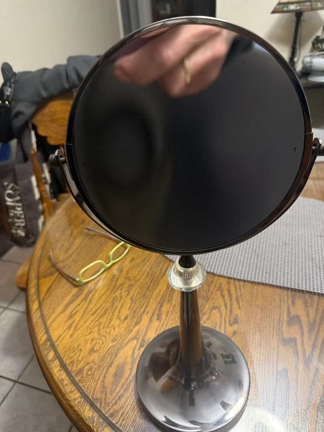 Aquatico Round Vanity Mirror image indicator(2)