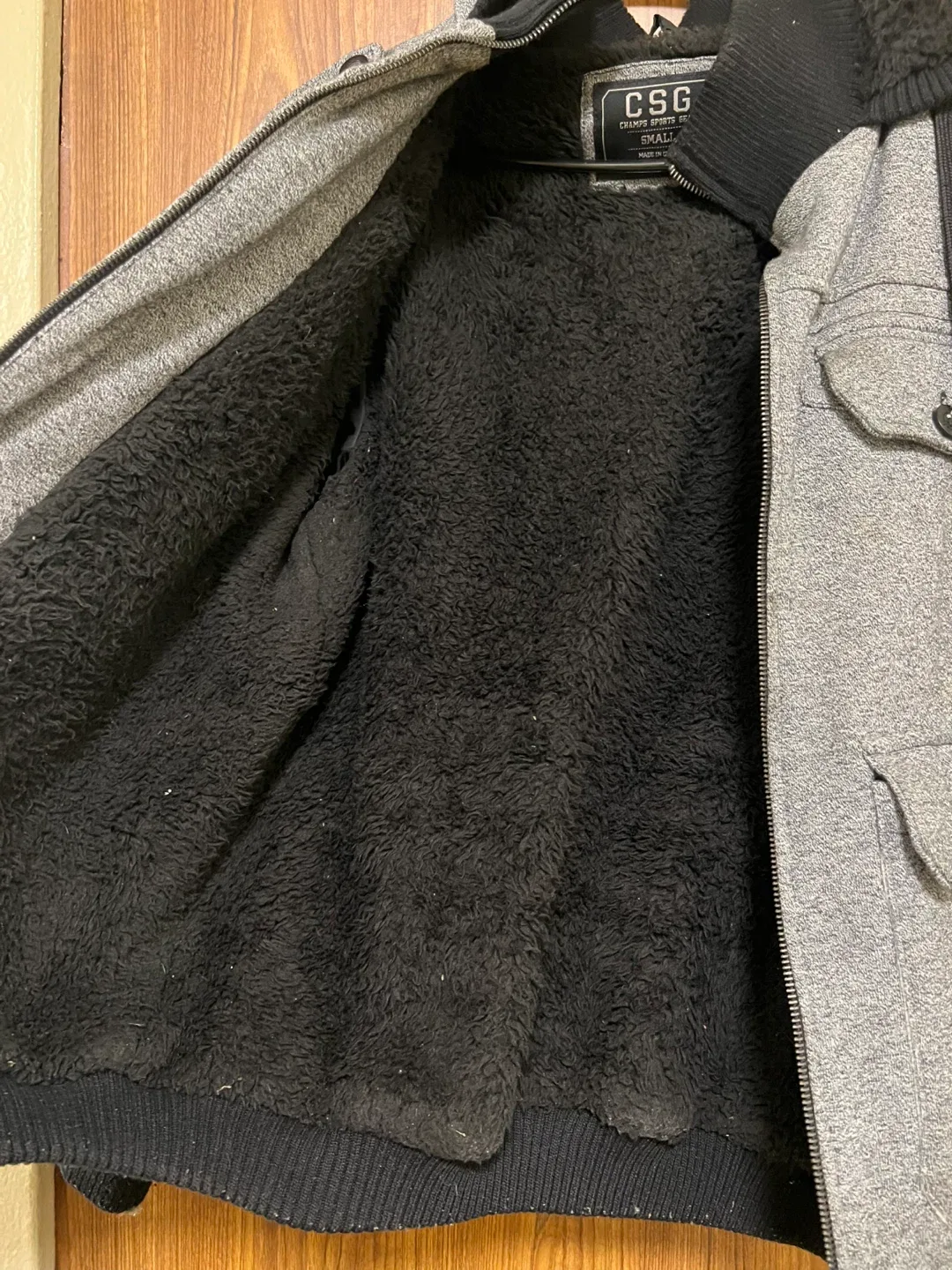 SIZE S Men’s Sweater Jacket image indicator(5)