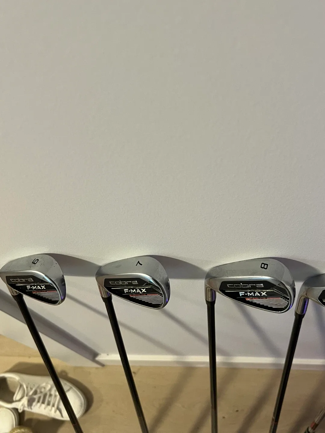 Cobra Golf Set LH regular stiff + cobra bag image indicator(2)