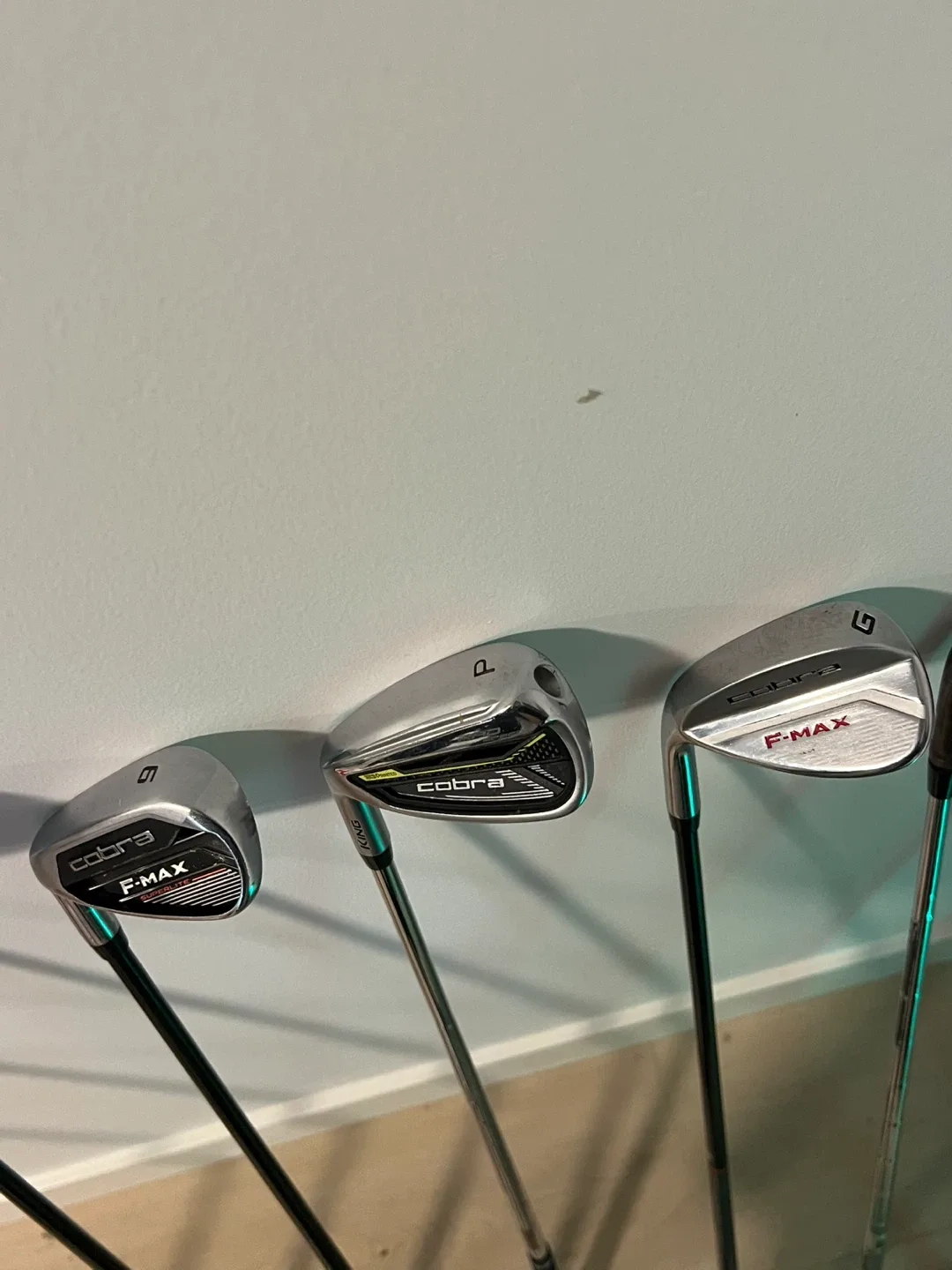 Cobra Golf Set LH regular stiff + cobra bag image indicator(3)