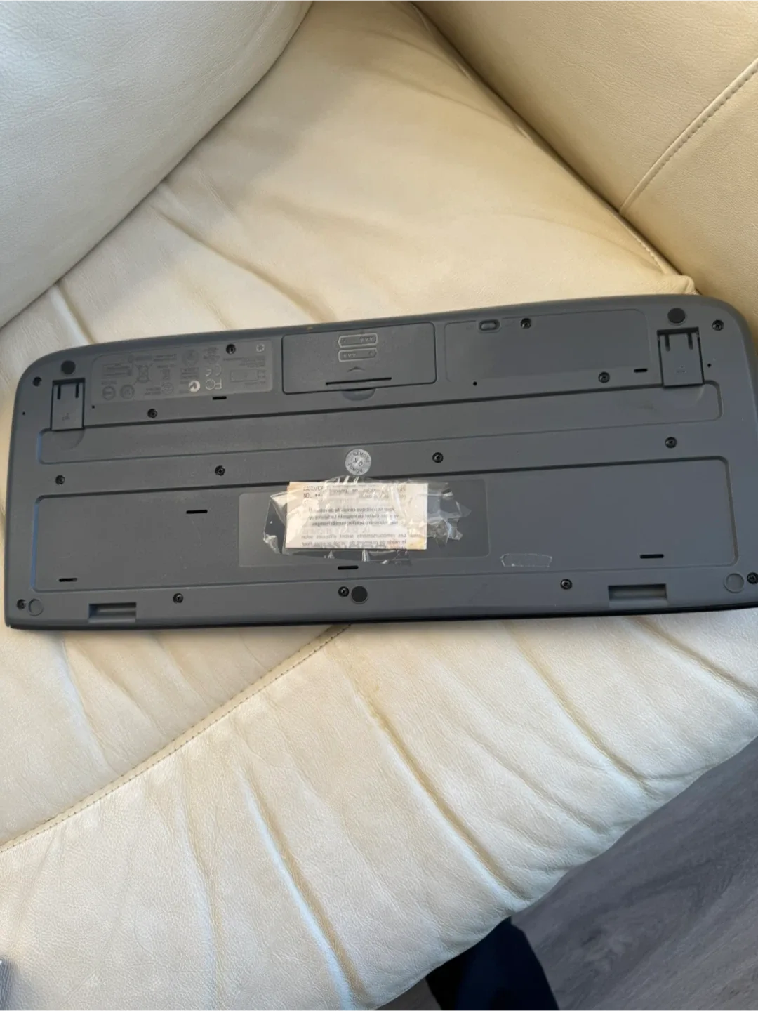 Logitech K330 Keyboard - Black image indicator(2)