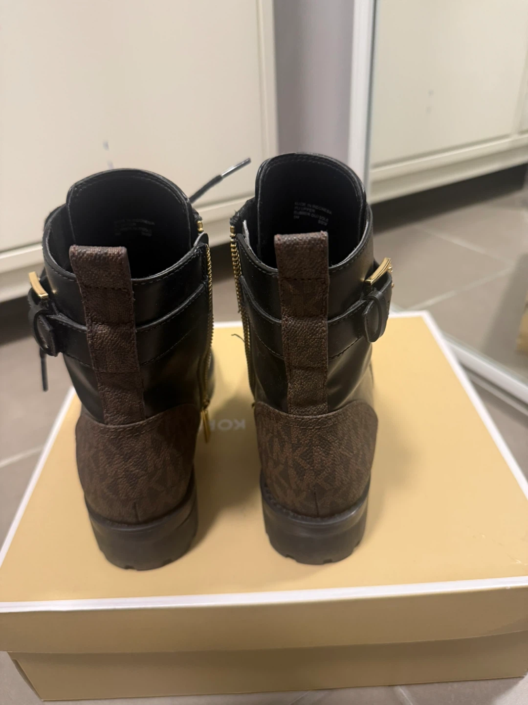 Michael Kors Black Leather Boots - photo 3
