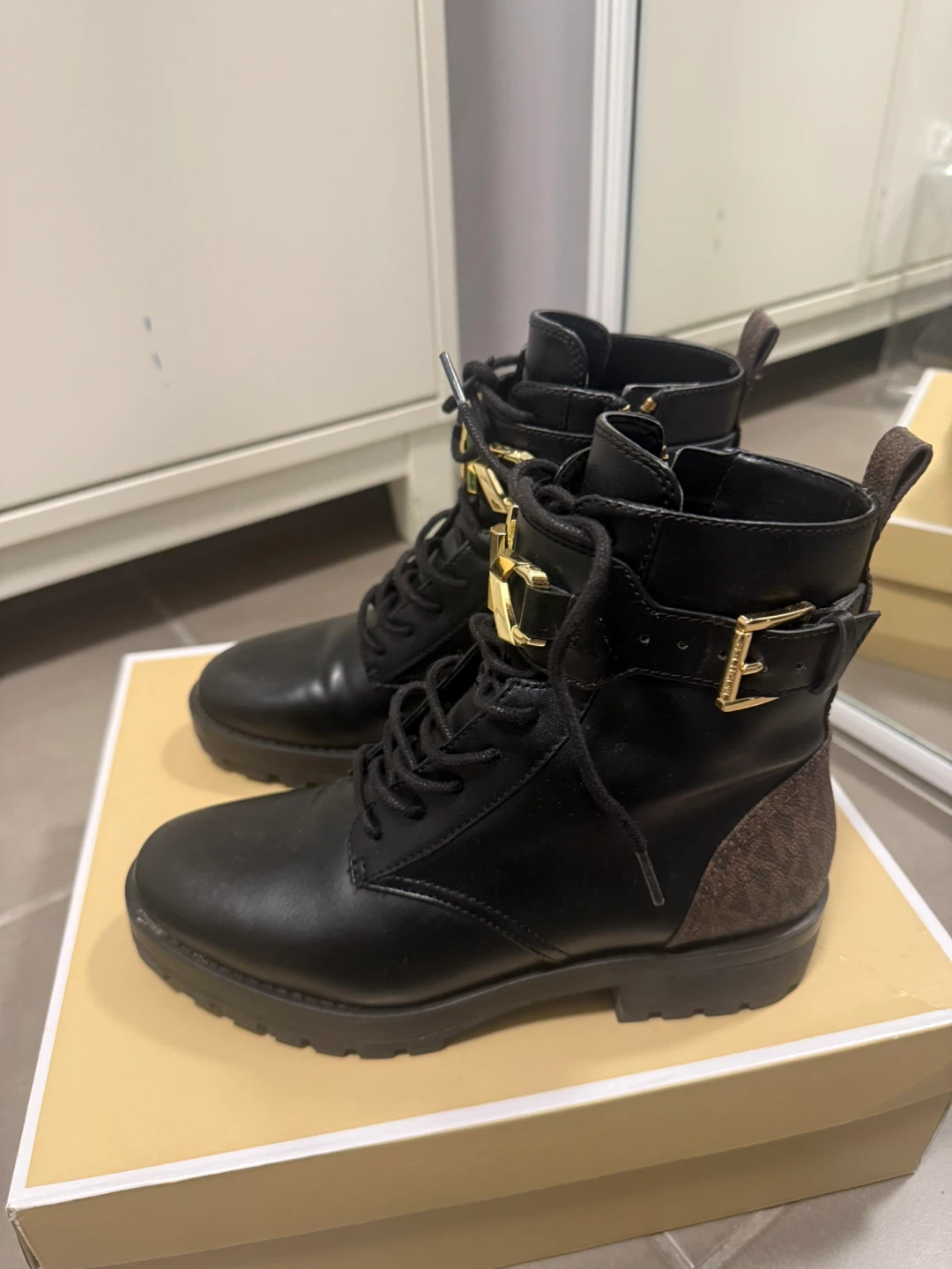 Michael Kors Black Leather Boots - photo 2