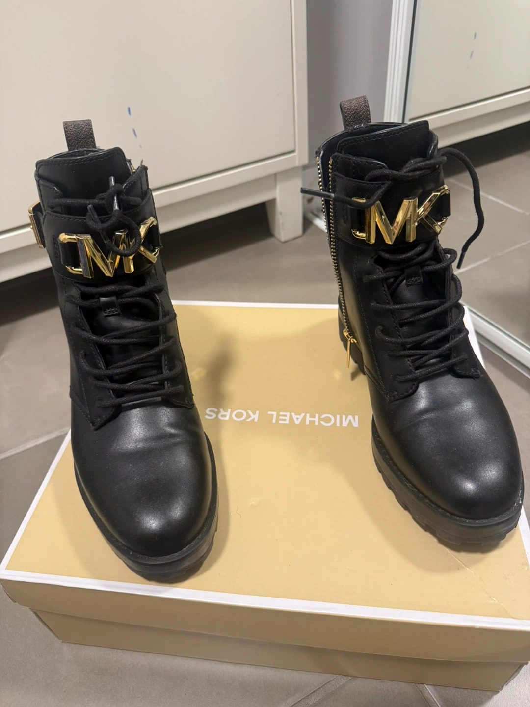 Michael Kors Black Leather Boots - photo 5