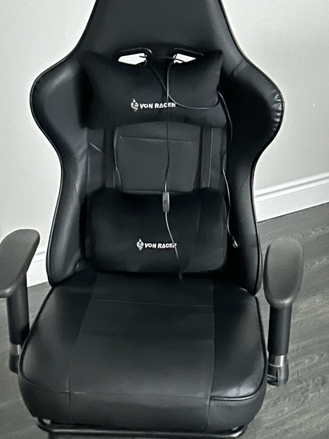 Von Racer Gaming Chair - Black image indicator(3)