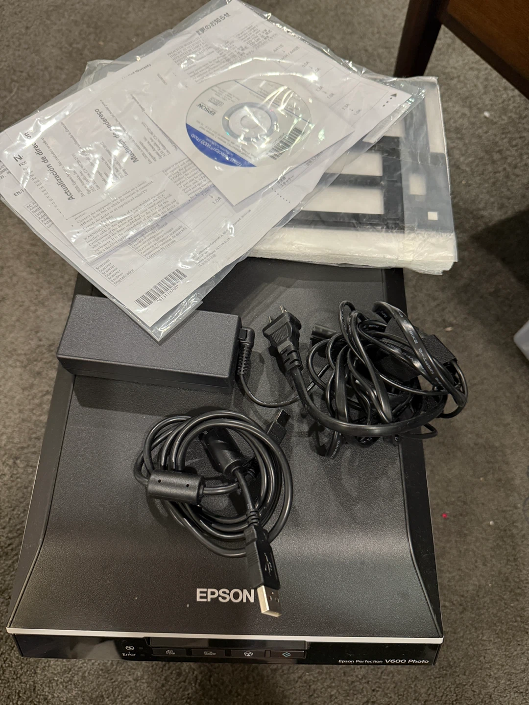 Epson Perfection V600 Photo Color Scanner - photo 2