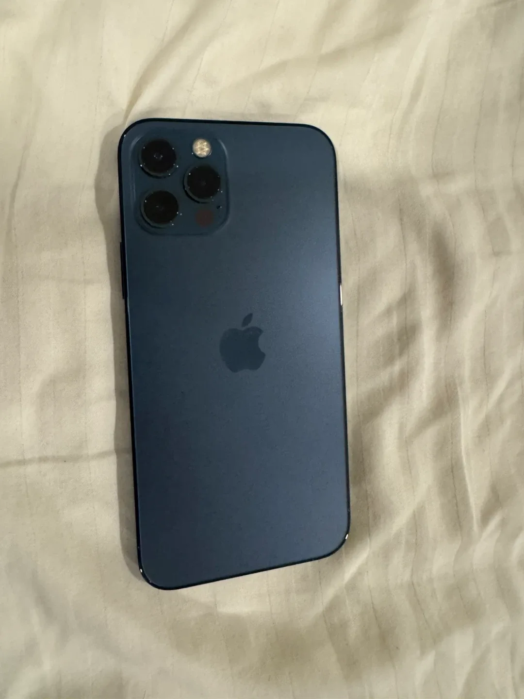 Apple iPhone 12 Pro - Blue