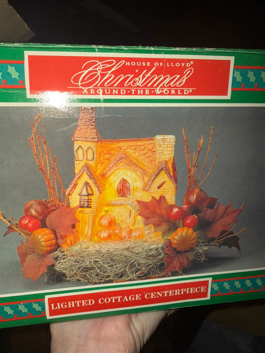 House of Lloyd Lighted Cottage Centerpiece