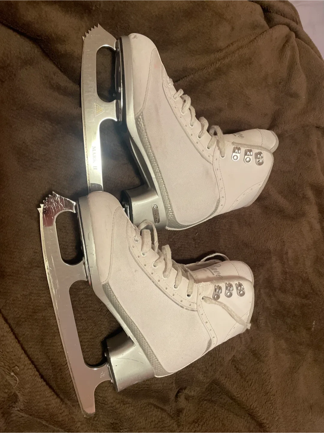 Jackson Rave 3400 Ice Skates