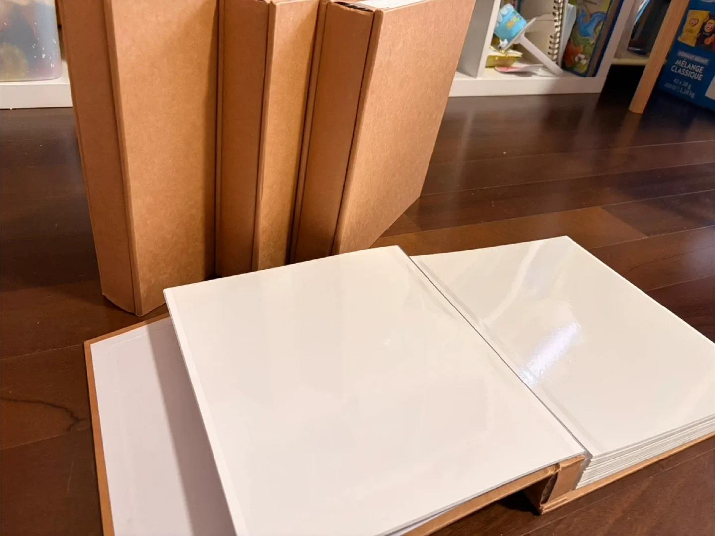 Brown Scrapbook Photo Albums - Set of 4 image indicator(5)