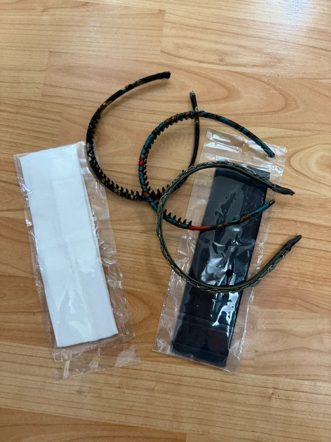 Headbands - 5 assorted image indicator(2)