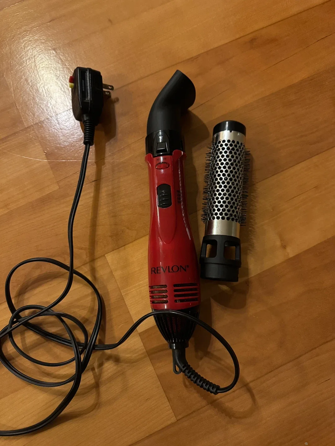 Revlon One-Step Hair Dryer & Volumizer Hot Air Brush