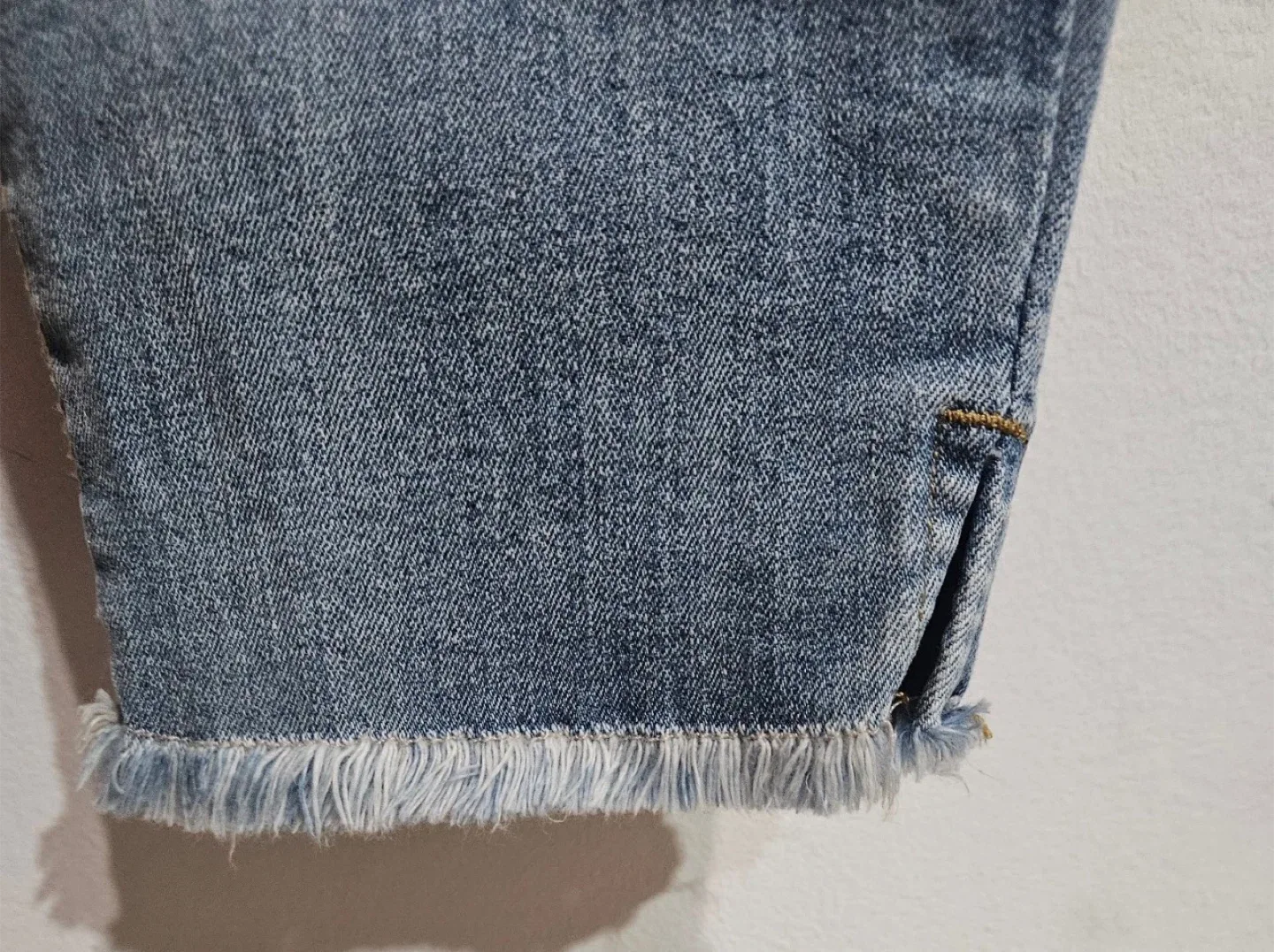 Kensie The Effortless Skinny Crop Jeans - Size 12 image indicator(3)