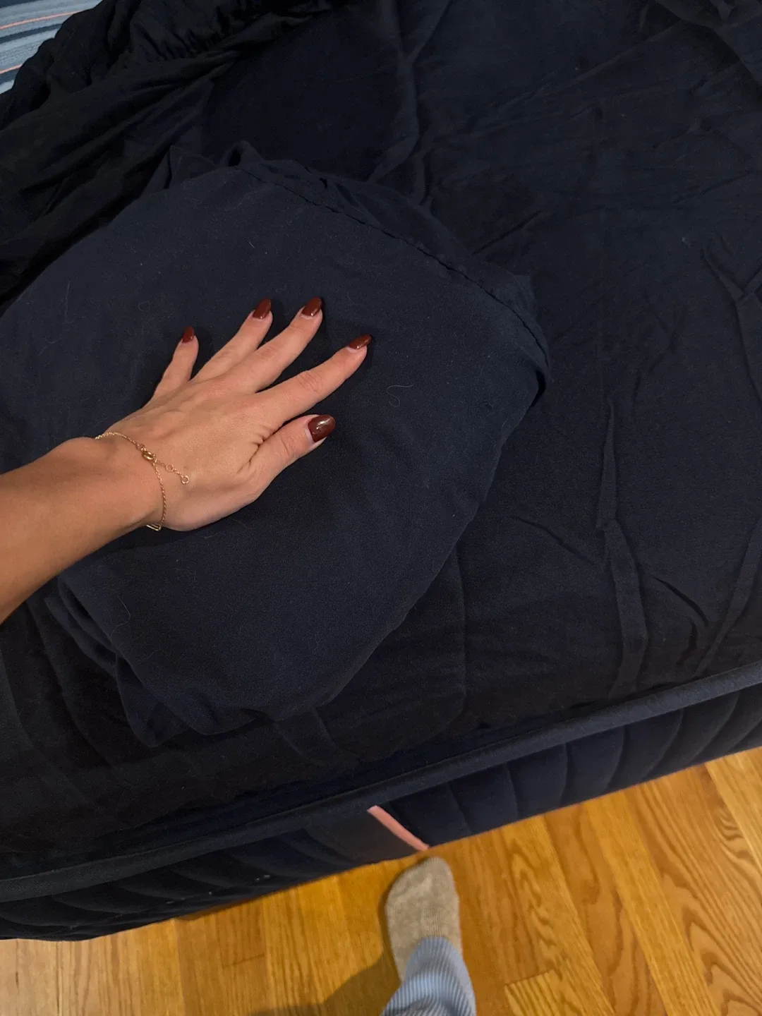 Navy Blue Bedding Set: flat shee + fitted sheet