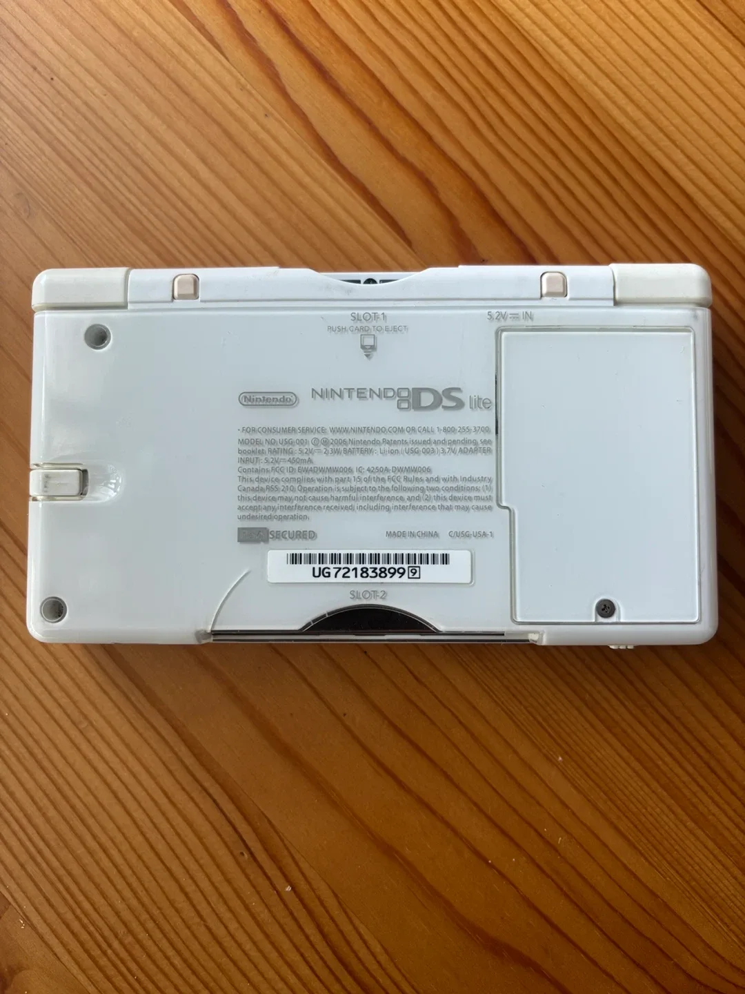 Nintendo DS Lite White with Charger MOVING OUT SALE ✈️ image indicator(5)