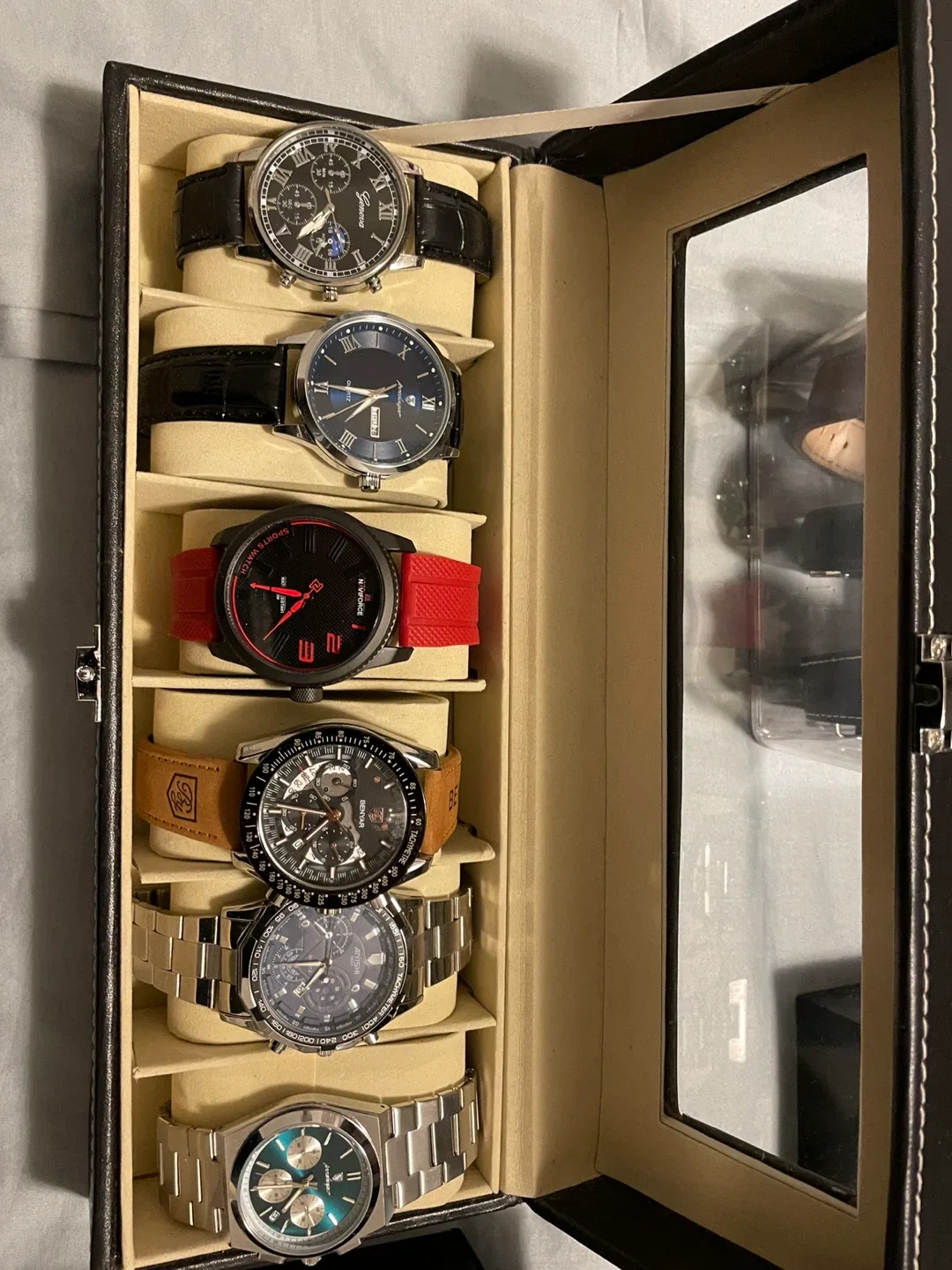 Mens Fashion Watches image indicator(5)