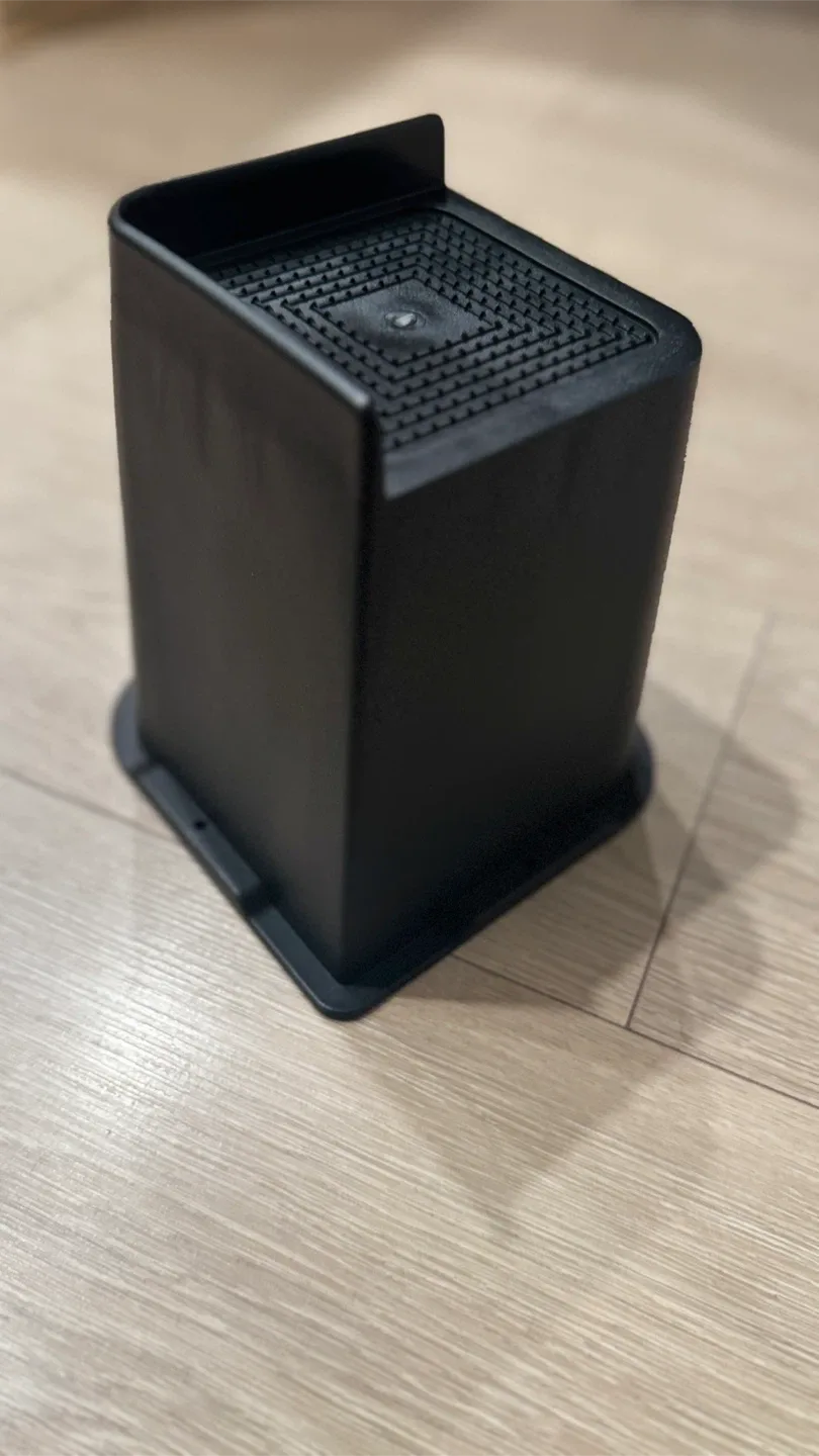 6-inch Black Furniture Risers (Set of 4) image indicator(2)