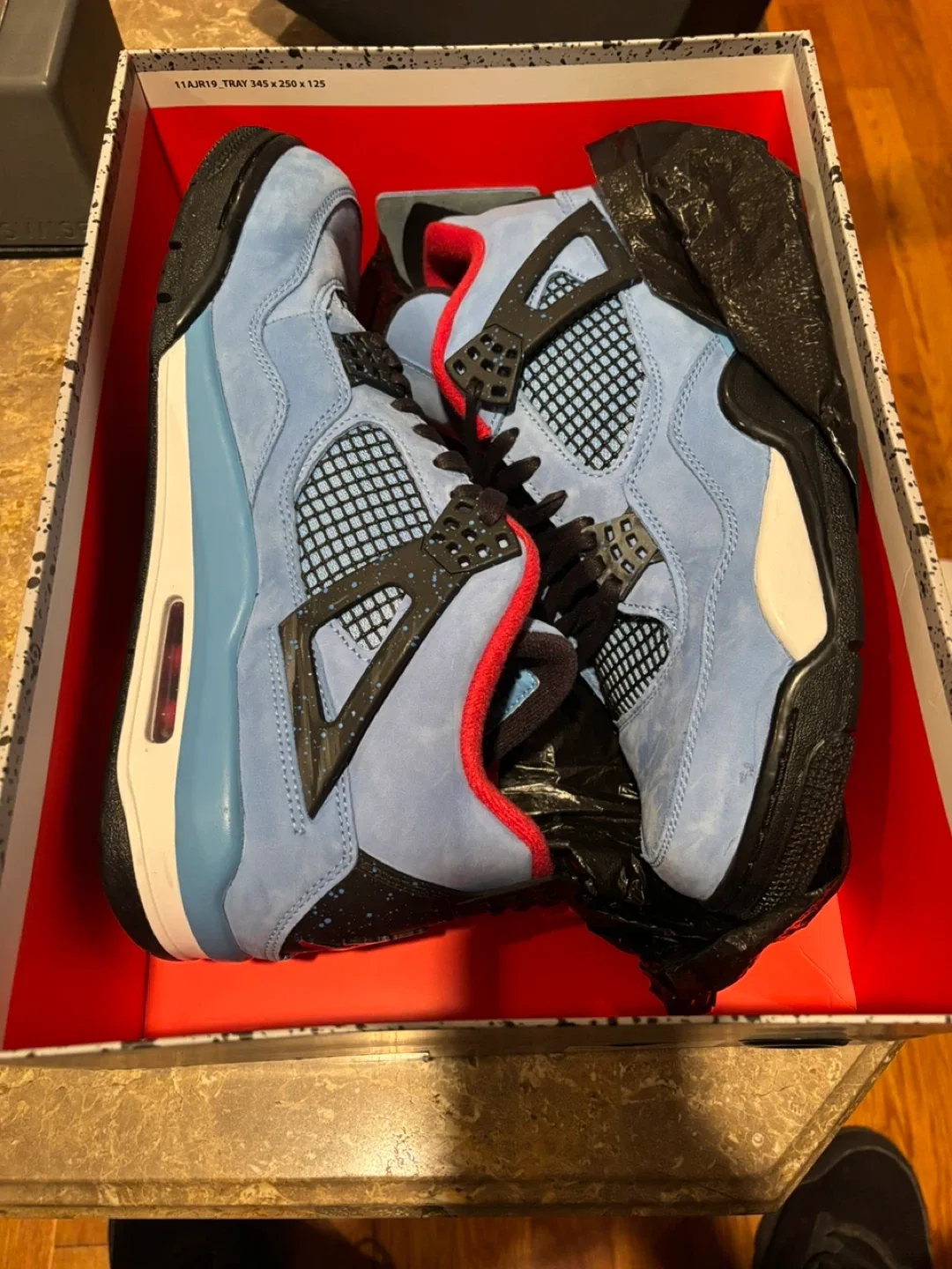 Air Jordan 4 Retro University Blue Size 11