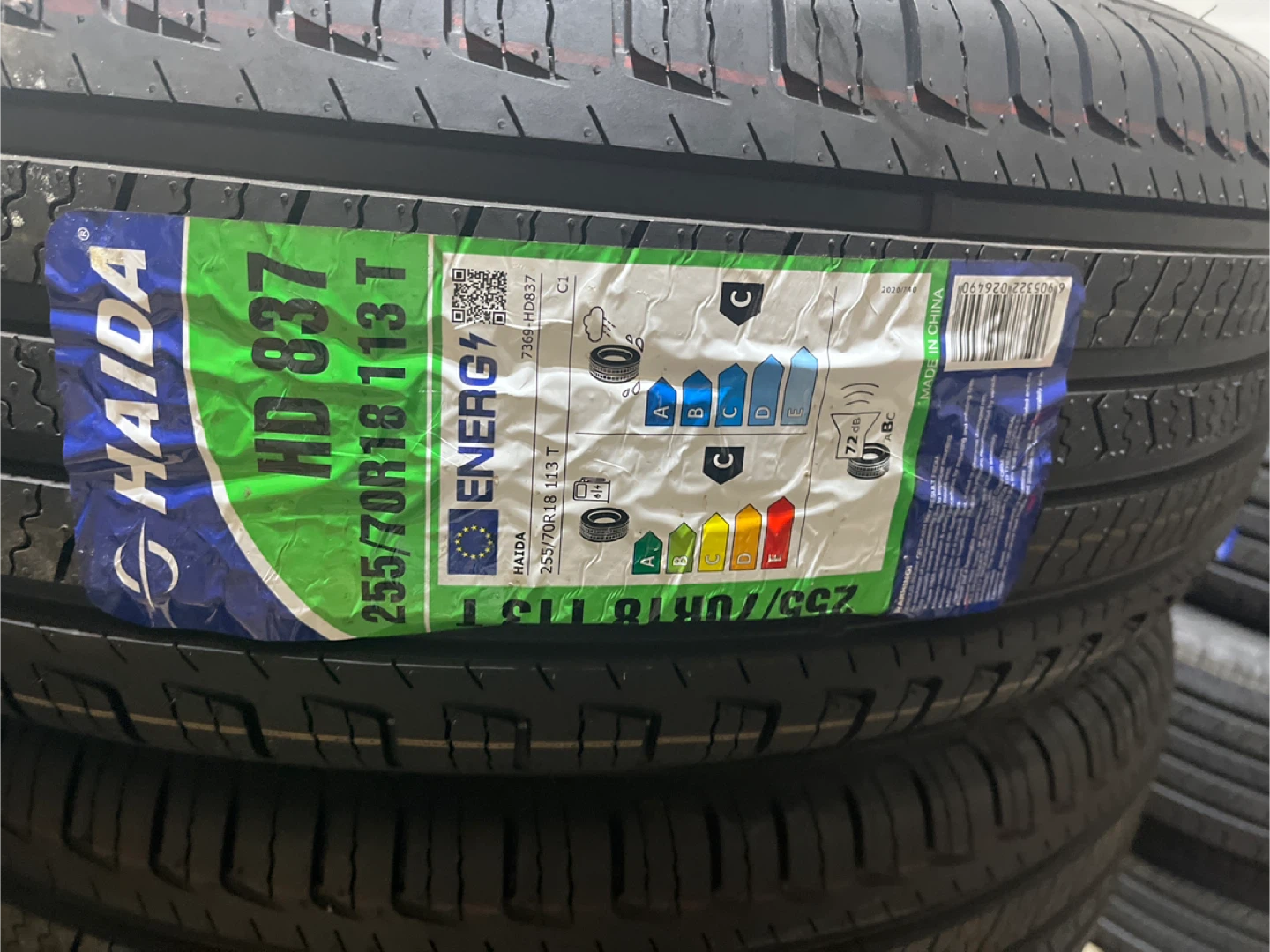 Haida HD837 255/70R18 113T Tire Set