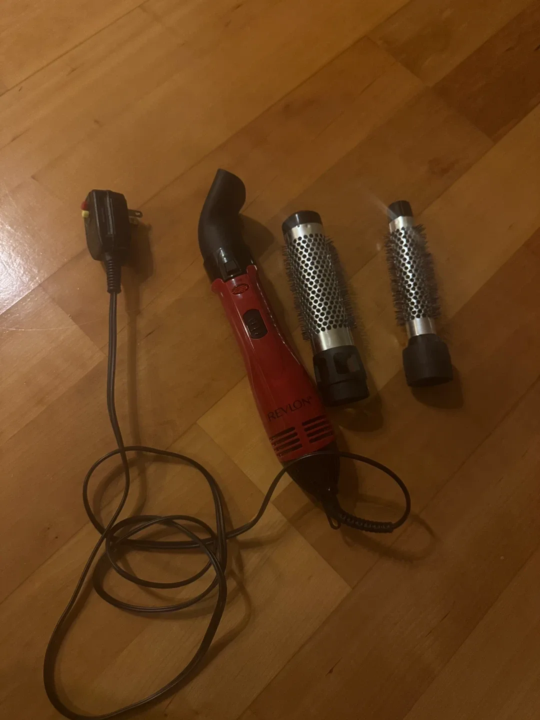 Revlon One-Step Hair Dryer & Volumizer Hot Air Brush