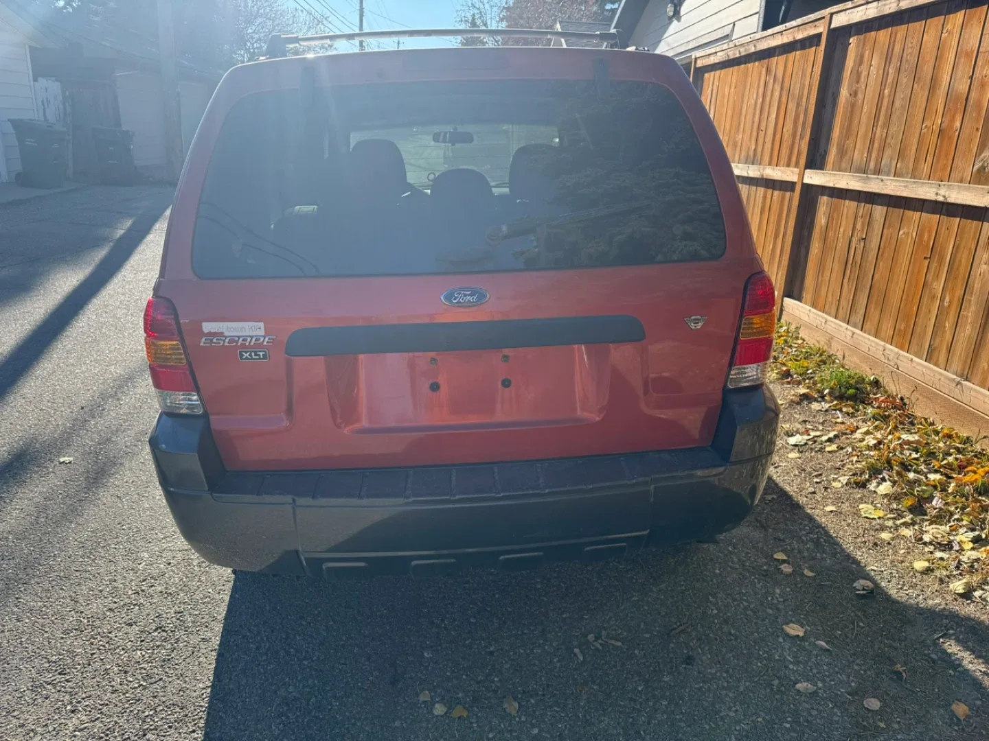 2006 Ford Escape XLT SUV - Reliable Ride! image indicator(3)
