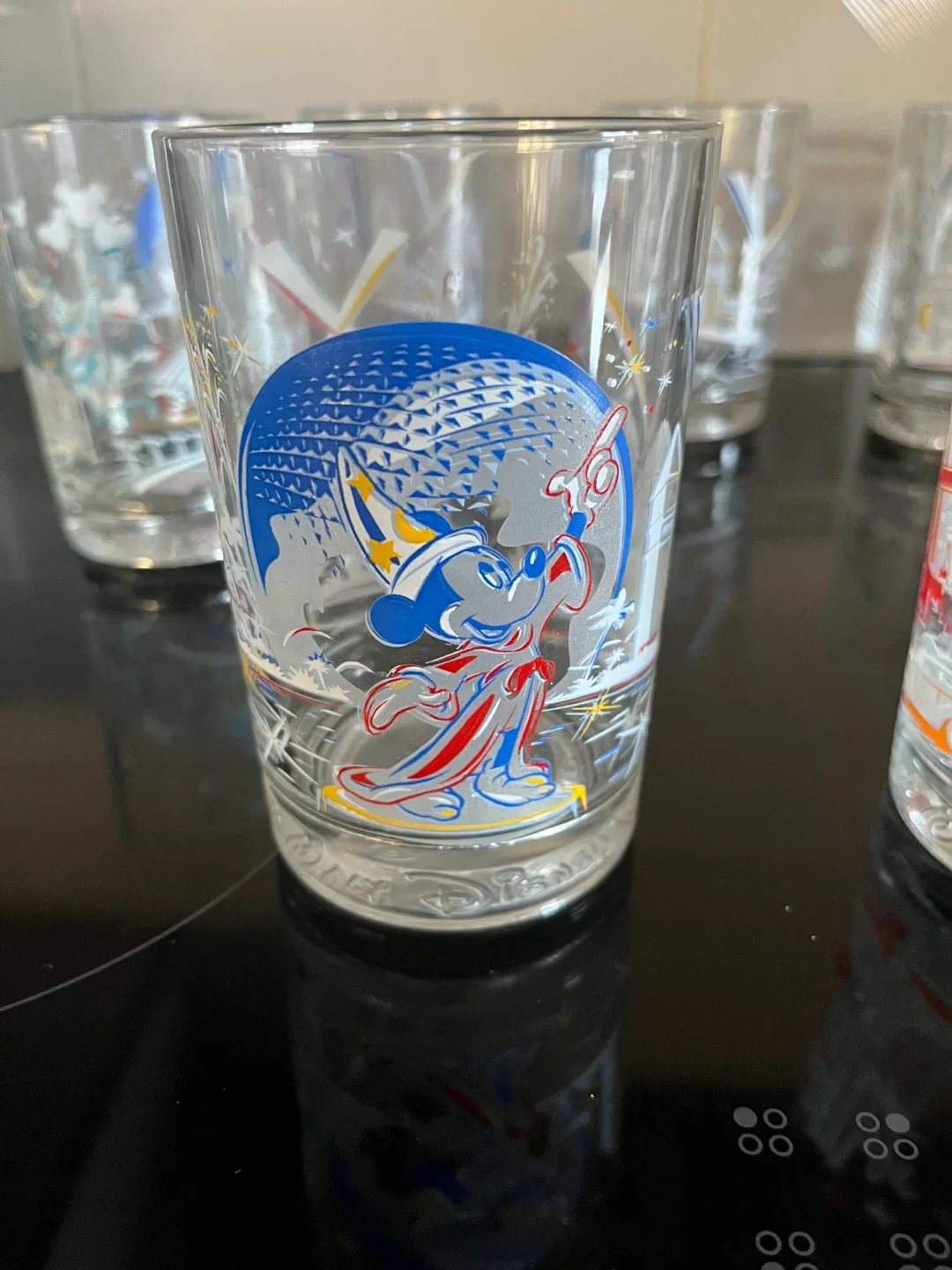 Disney World Collectors Glasses image indicator(2)