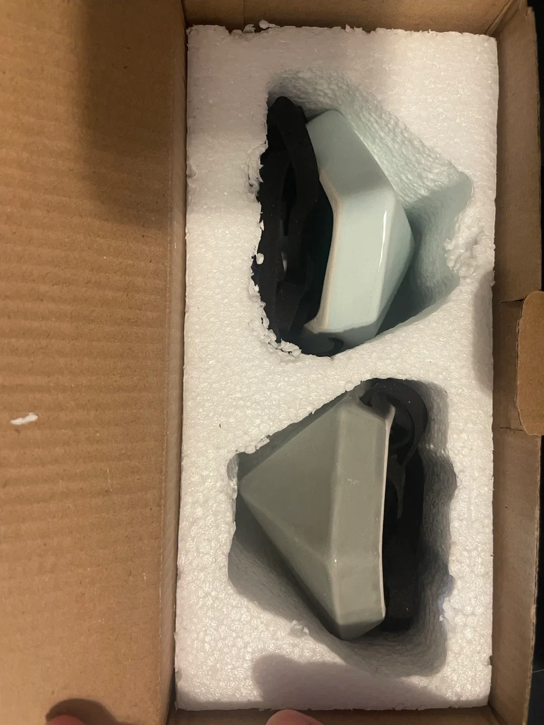 New Diamond Hanging Planters, Set of 2 image indicator(3)