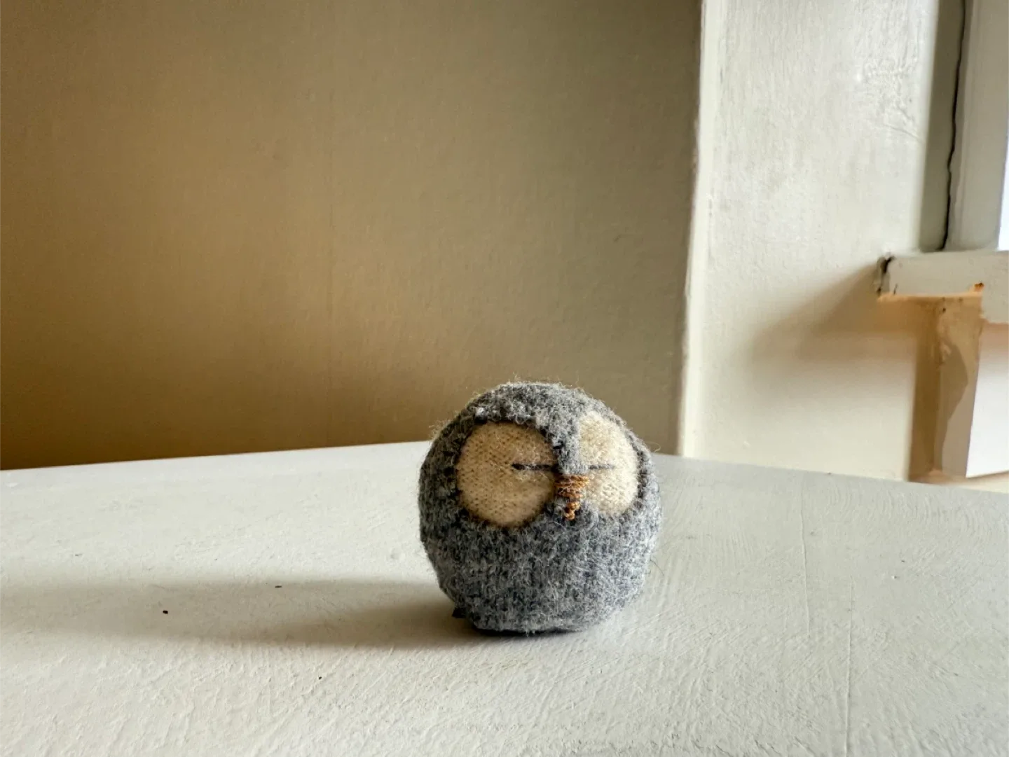 Tiny handmade wool owl image indicator(2)